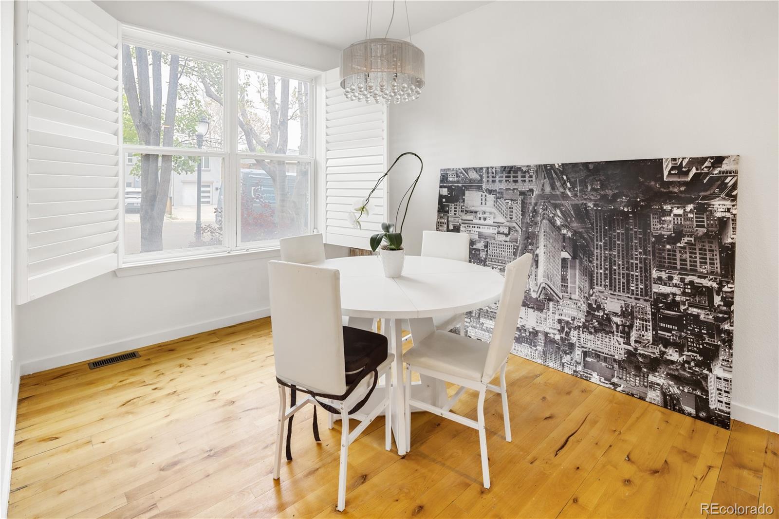 MLS Image #13 for 17 s harrison street,denver, Colorado