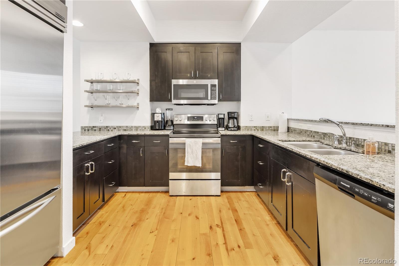 MLS Image #2 for 17 s harrison street,denver, Colorado