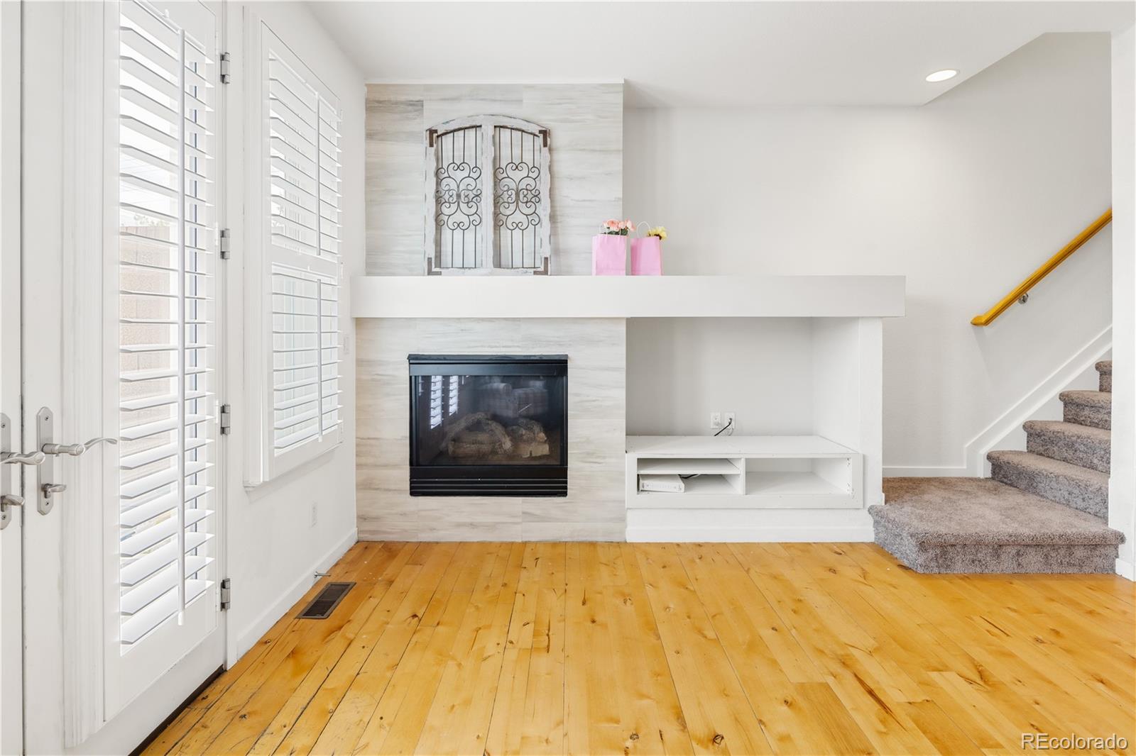 MLS Image #9 for 17 s harrison street,denver, Colorado