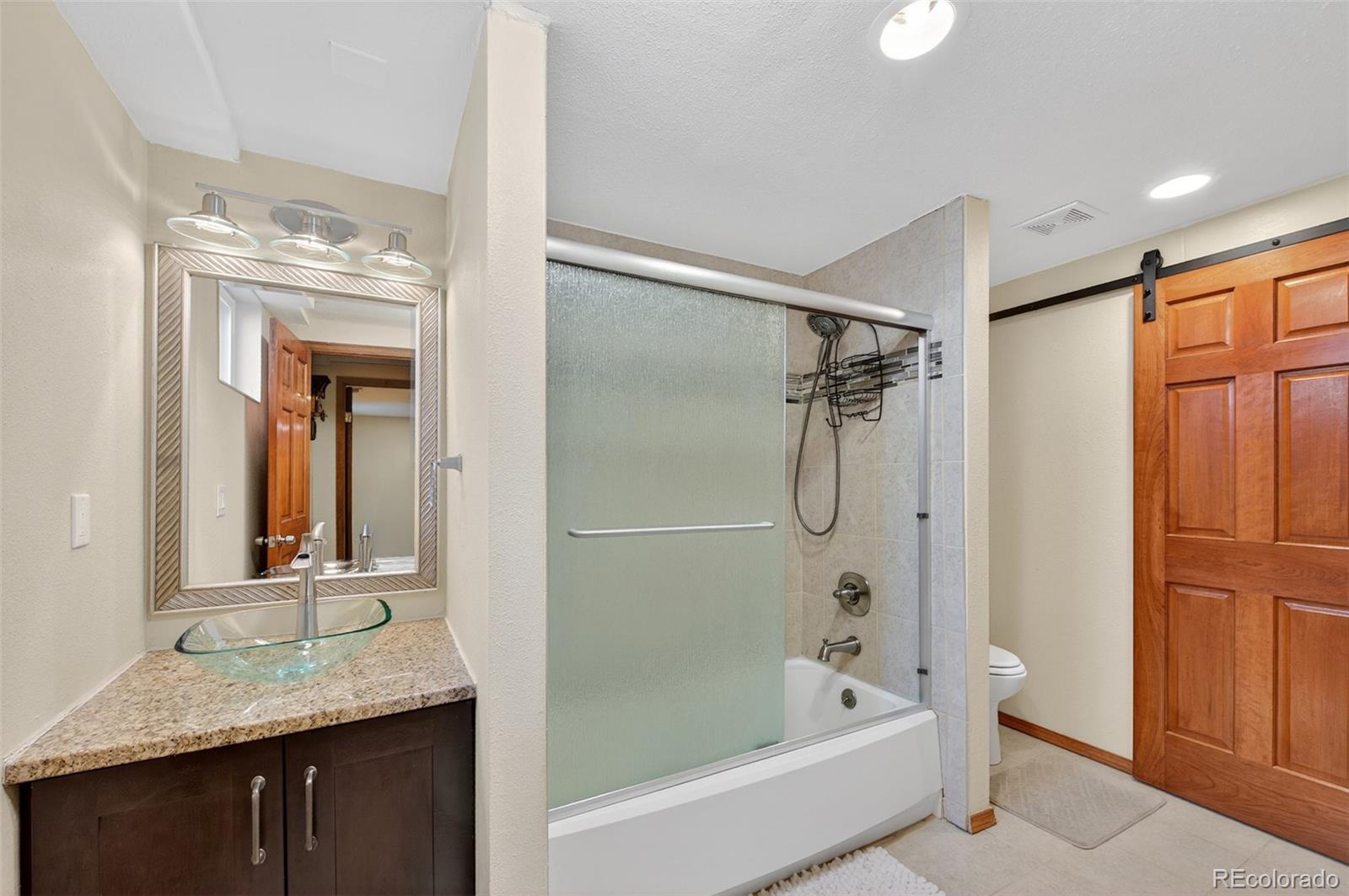 MLS Image #30 for 43 s eagle circle,aurora, Colorado