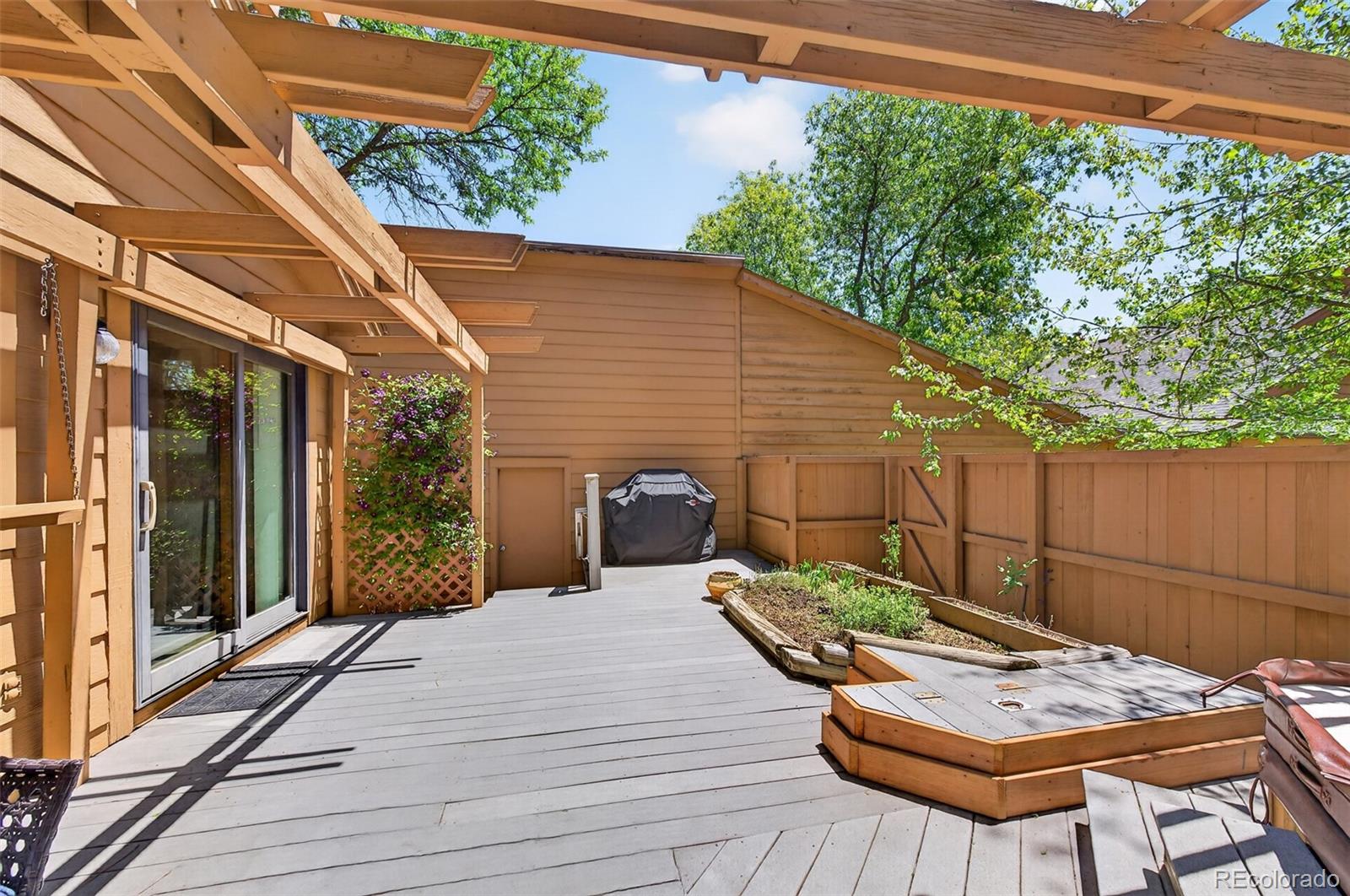 MLS Image #32 for 43 s eagle circle,aurora, Colorado