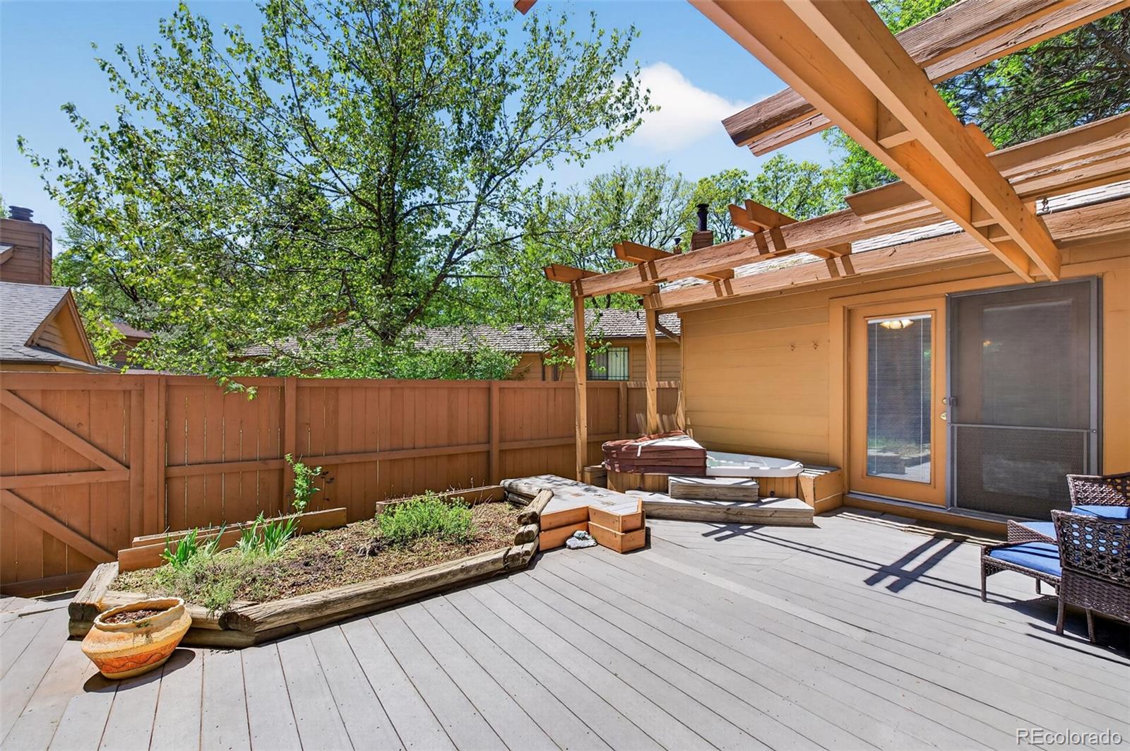 MLS Image #34 for 43 s eagle circle,aurora, Colorado