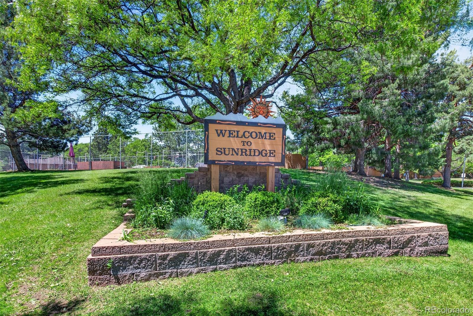 MLS Image #36 for 43 s eagle circle,aurora, Colorado