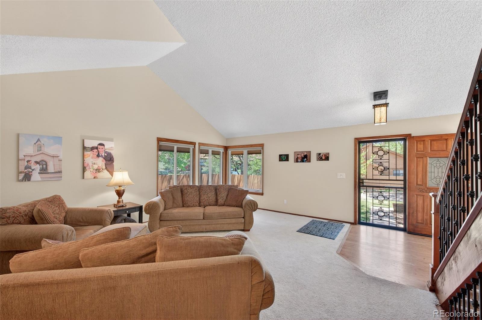 MLS Image #5 for 43 s eagle circle,aurora, Colorado
