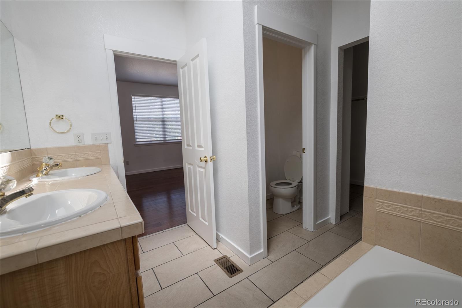 MLS Image #14 for 13347  glacier rim trail,broomfield, Colorado