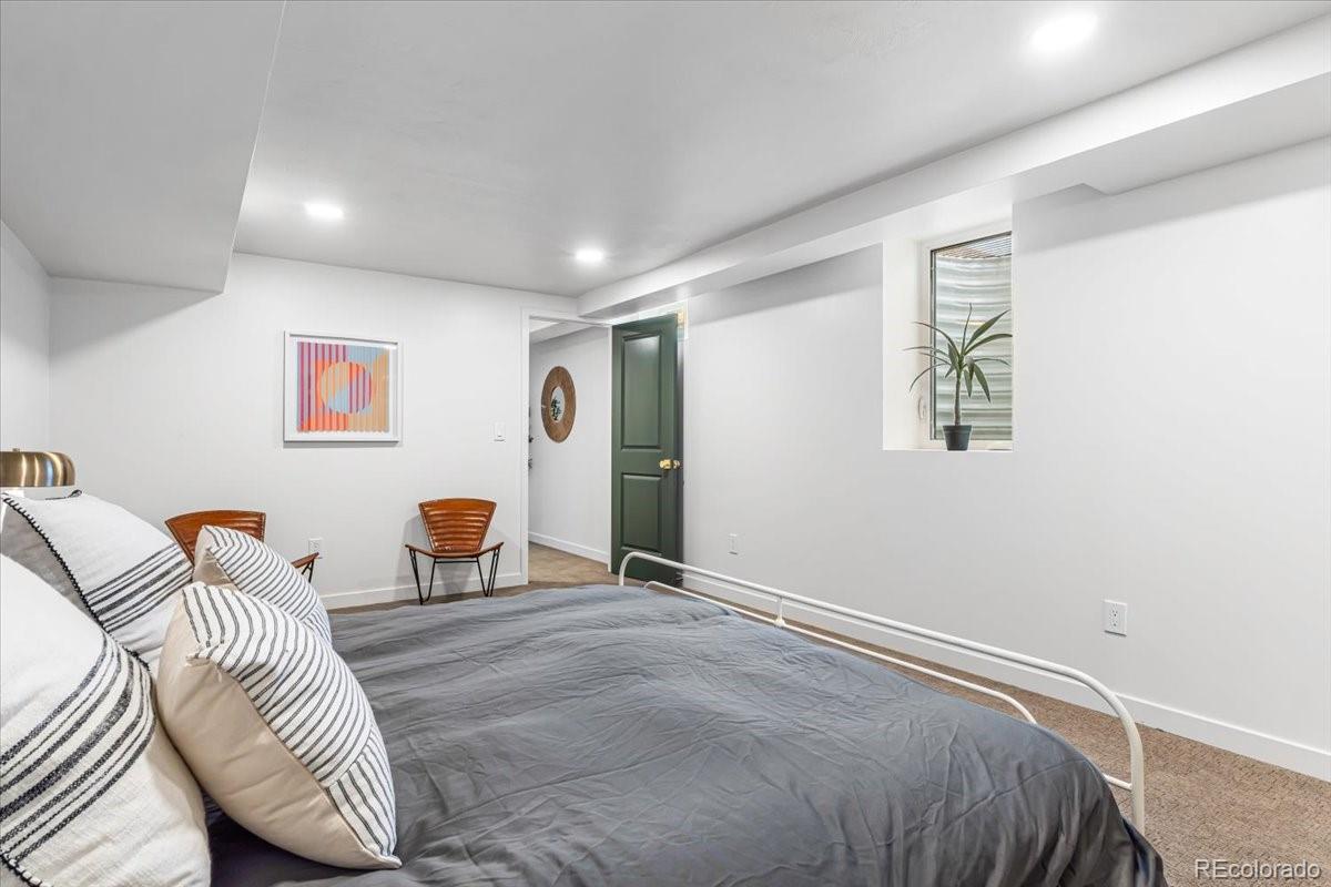 MLS Image #20 for 3385 n kearney street,denver, Colorado