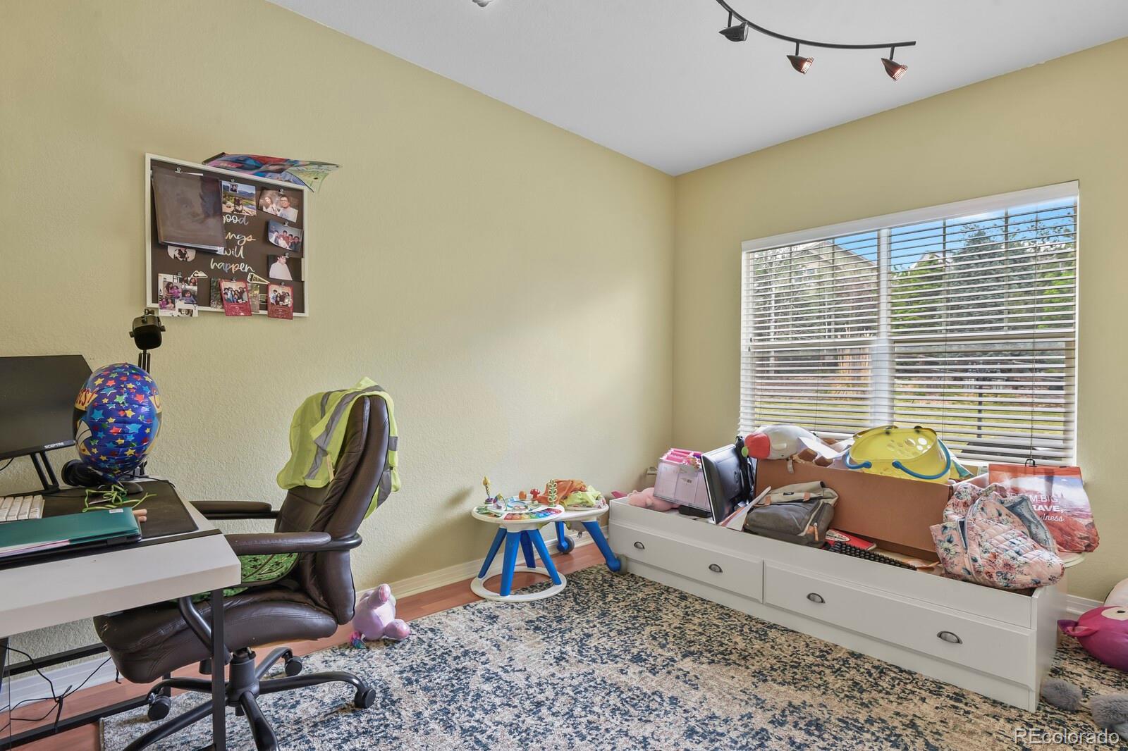 MLS Image #14 for 25583 e frost place,aurora, Colorado