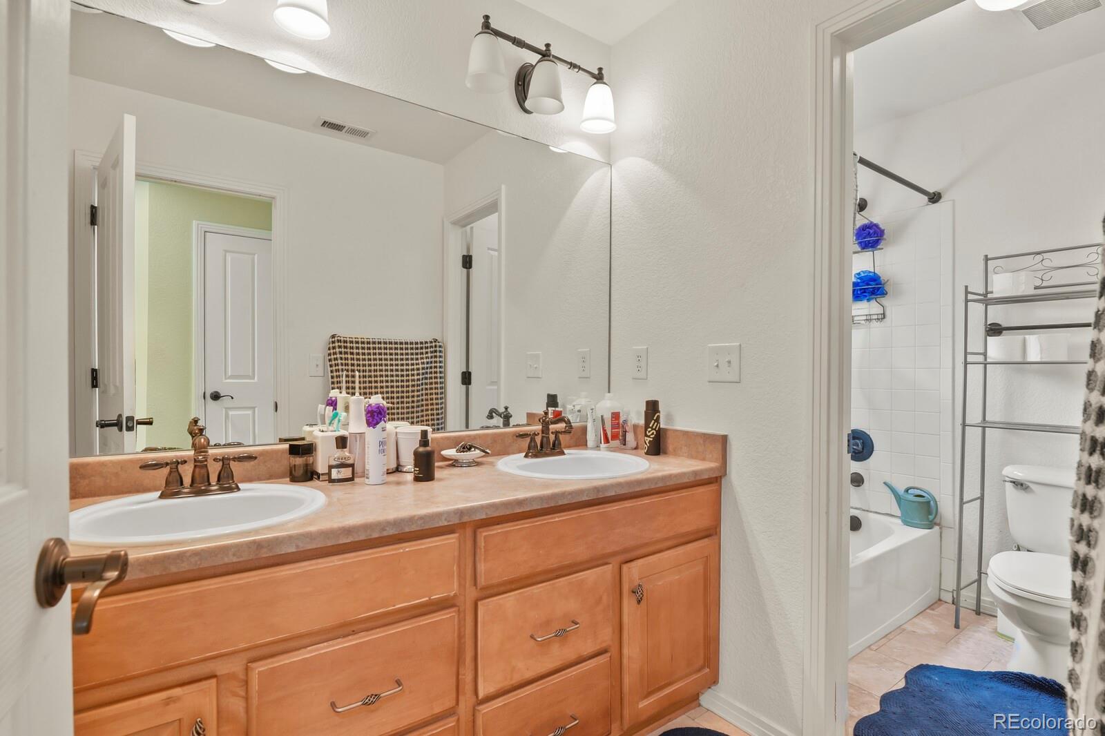 MLS Image #29 for 25583 e frost place,aurora, Colorado