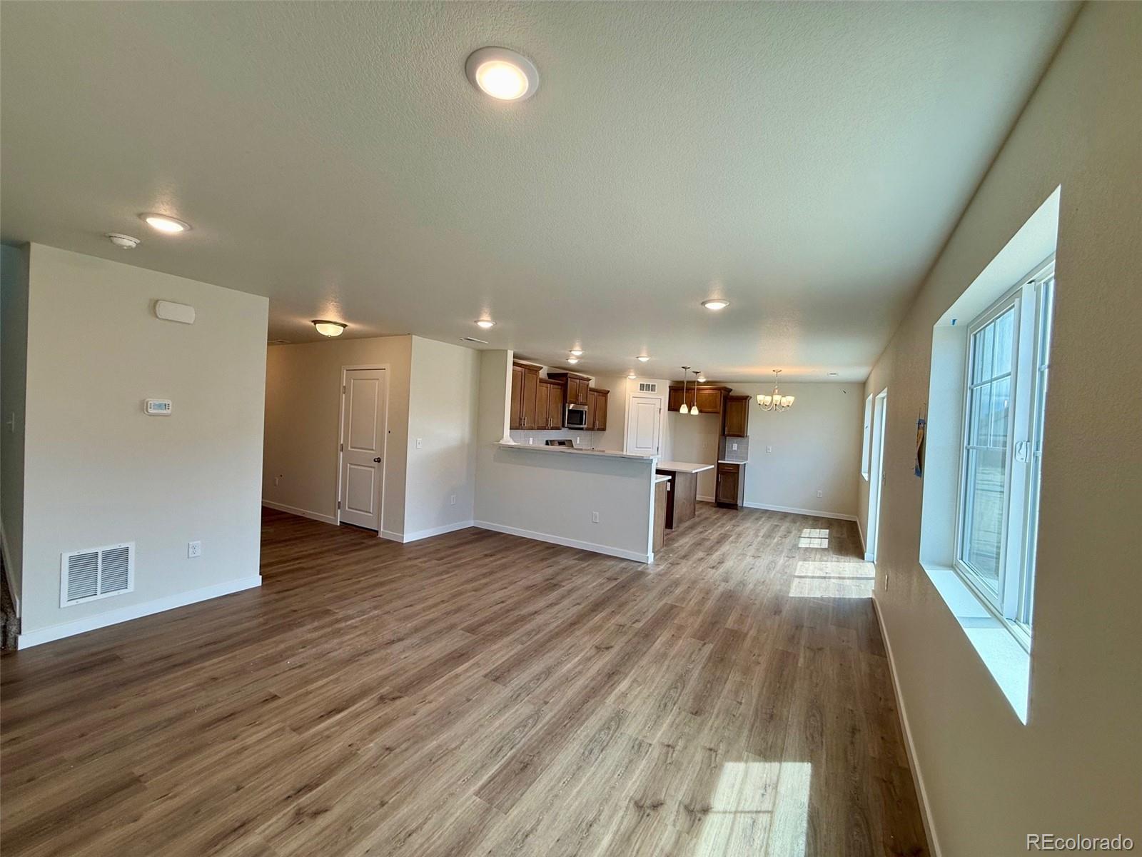MLS Image #4 for 767 n clubview street,watkins, Colorado