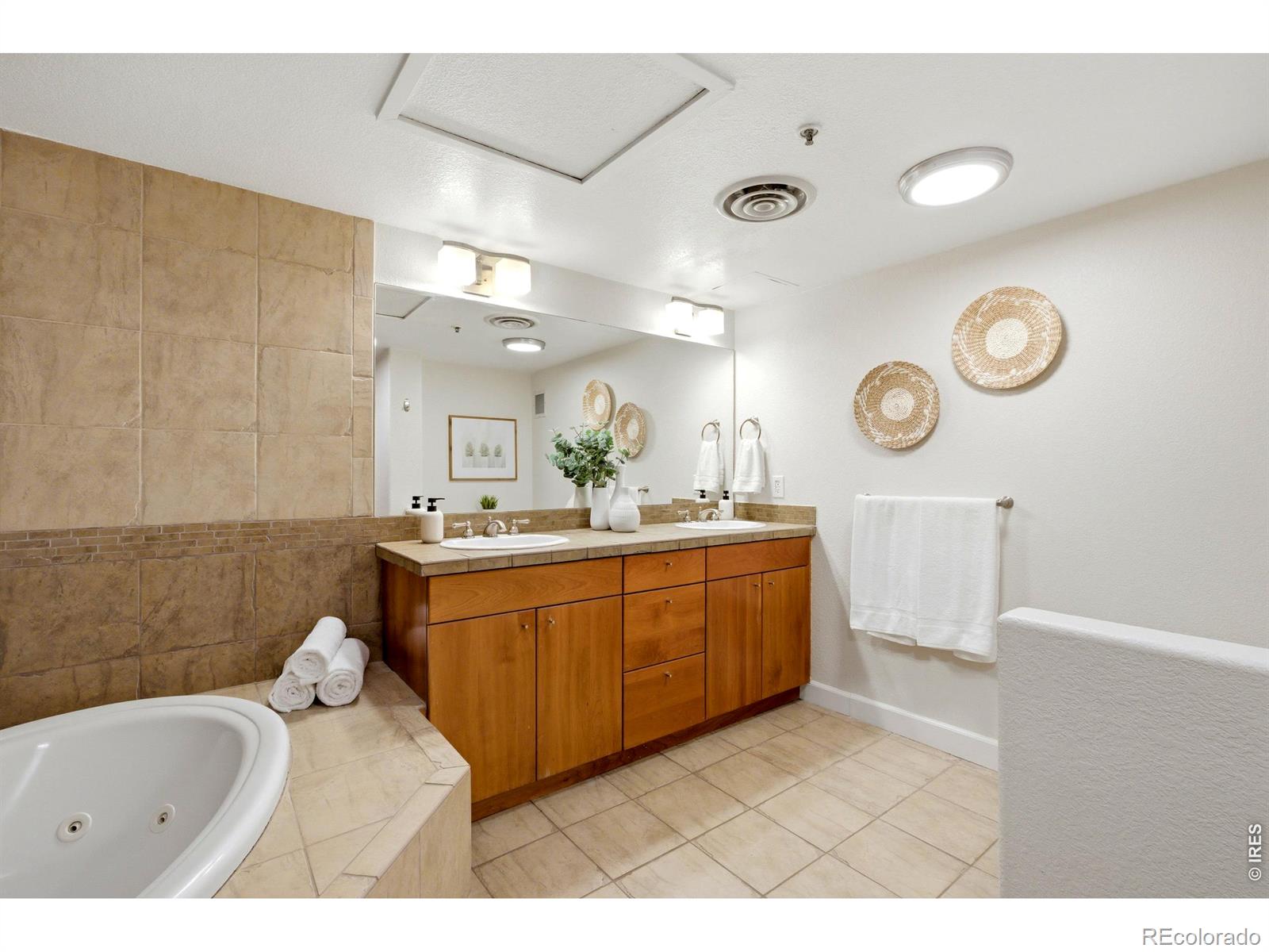 MLS Image #14 for 2245  blake street,denver, Colorado
