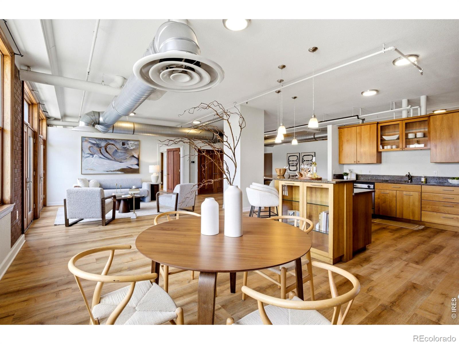 MLS Image #5 for 2245  blake street,denver, Colorado