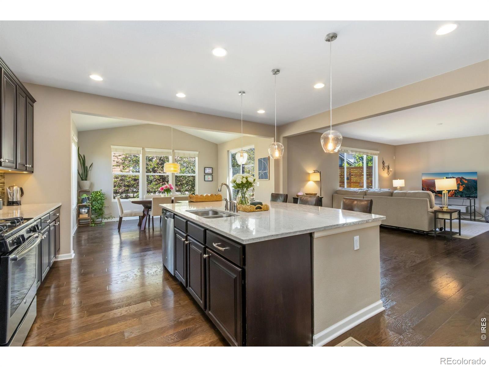 MLS Image #5 for 1526  reynolds drive,windsor, Colorado