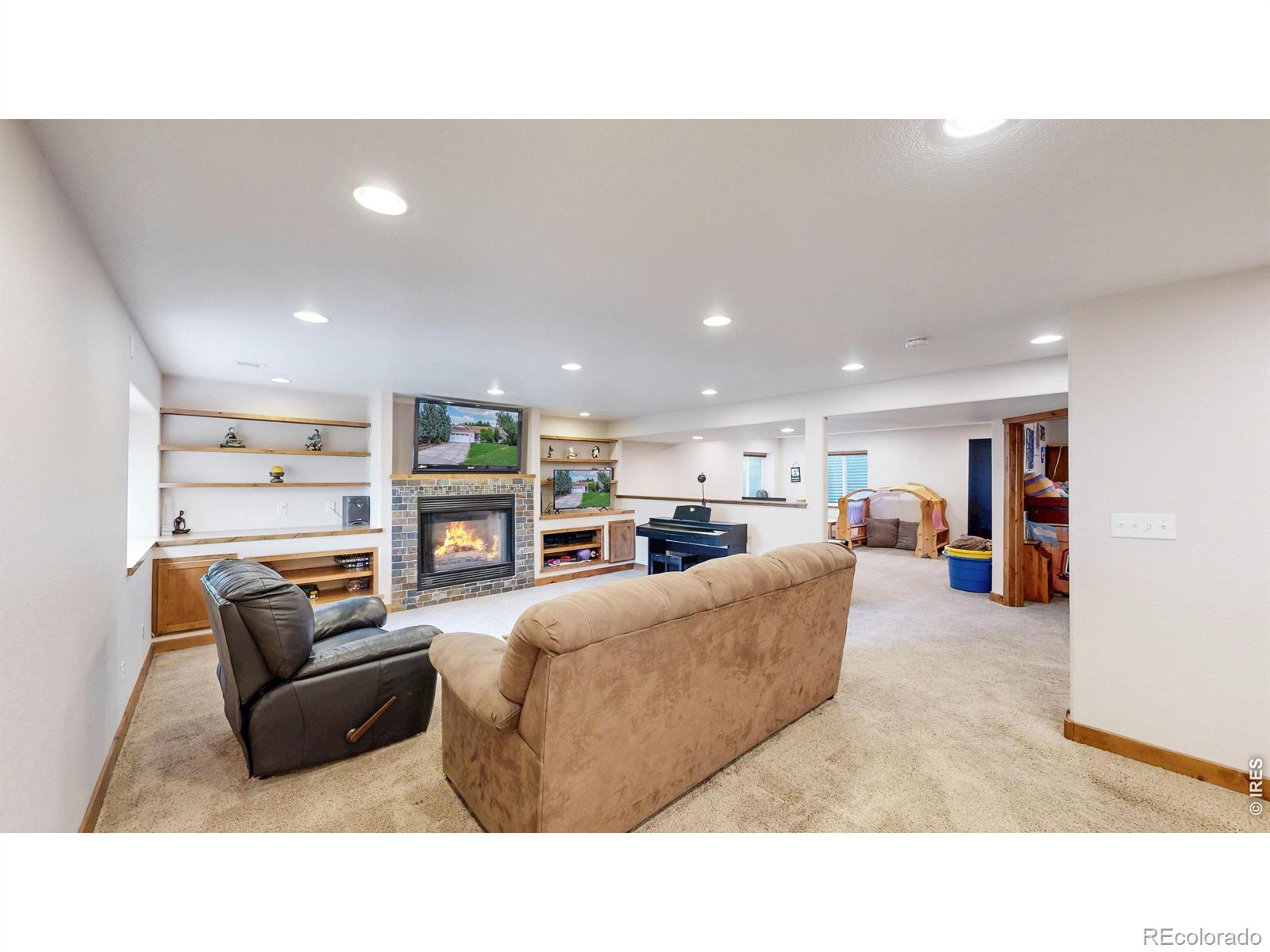 MLS Image #18 for 626  gilgalad way,fort collins, Colorado