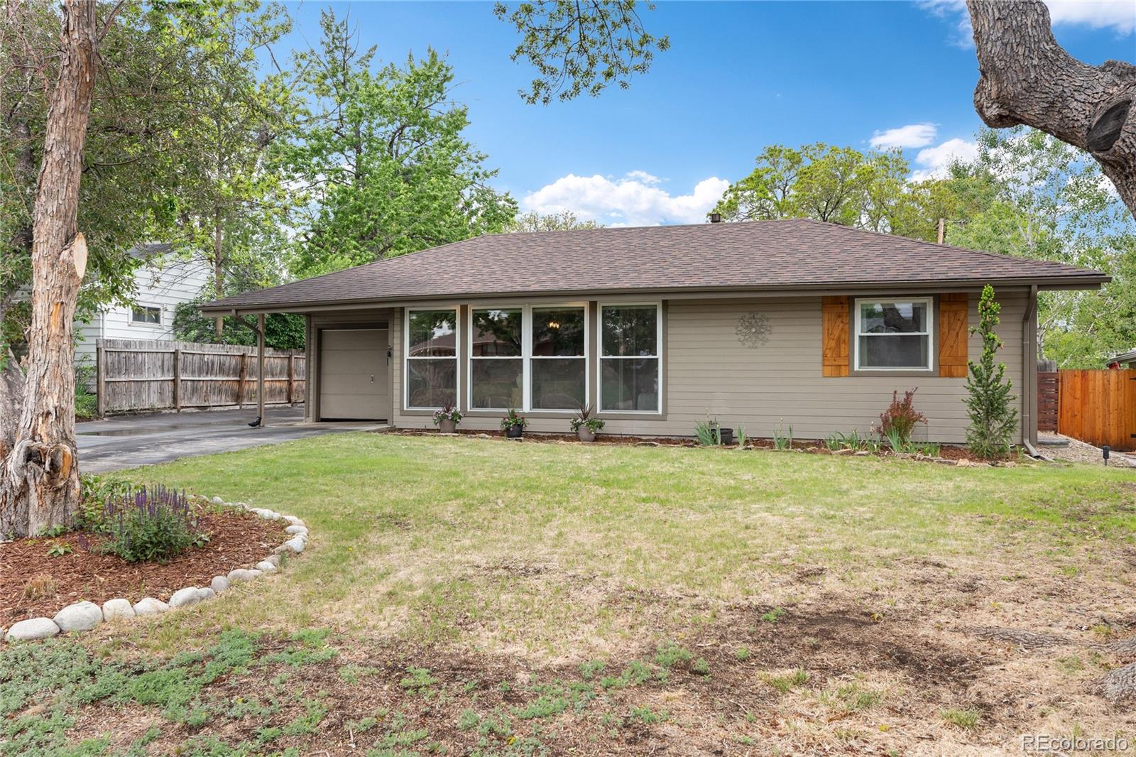 MLS Image #2 for 1475 s hudson street,denver, Colorado