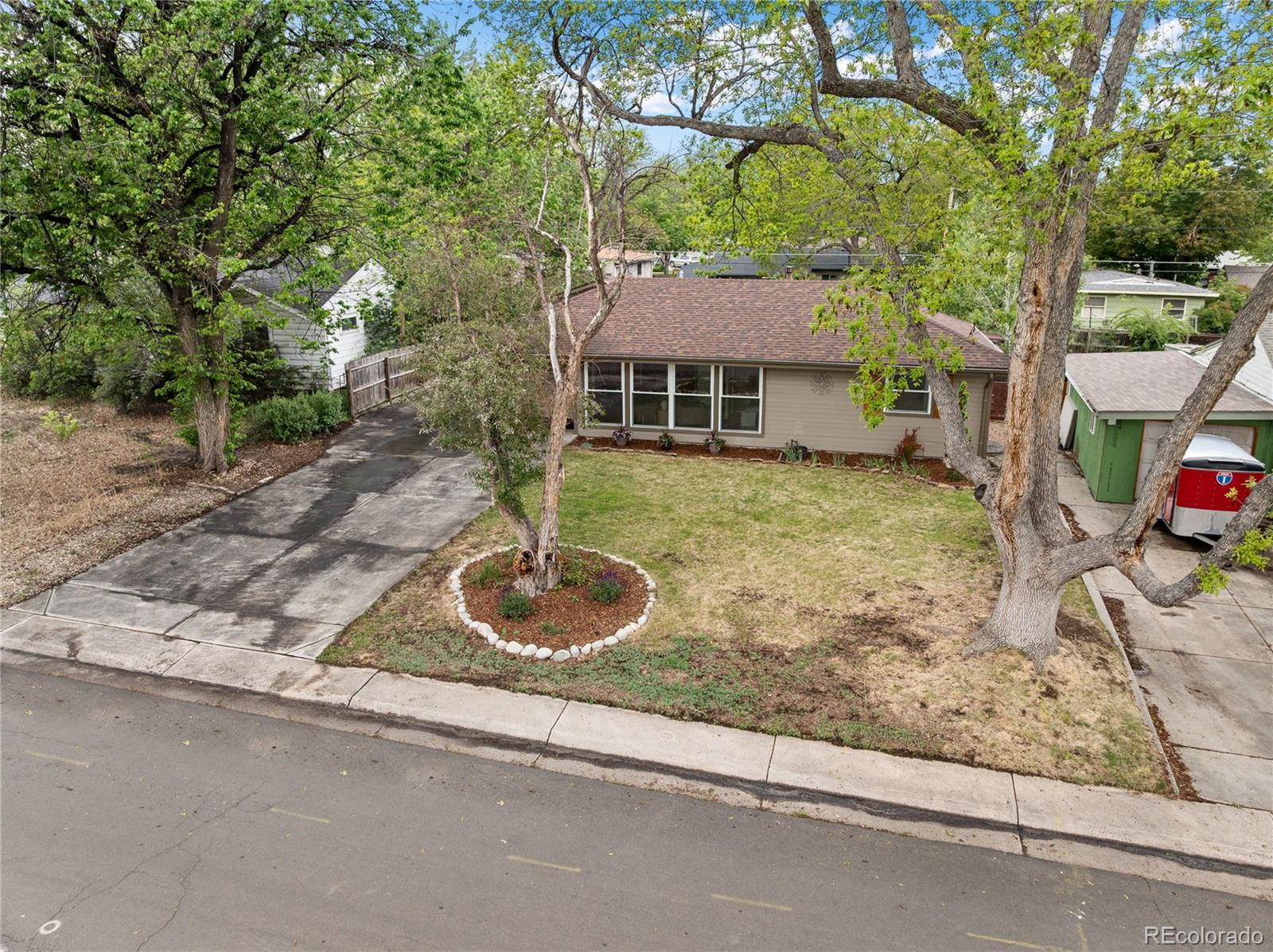 MLS Image #33 for 1475 s hudson street,denver, Colorado