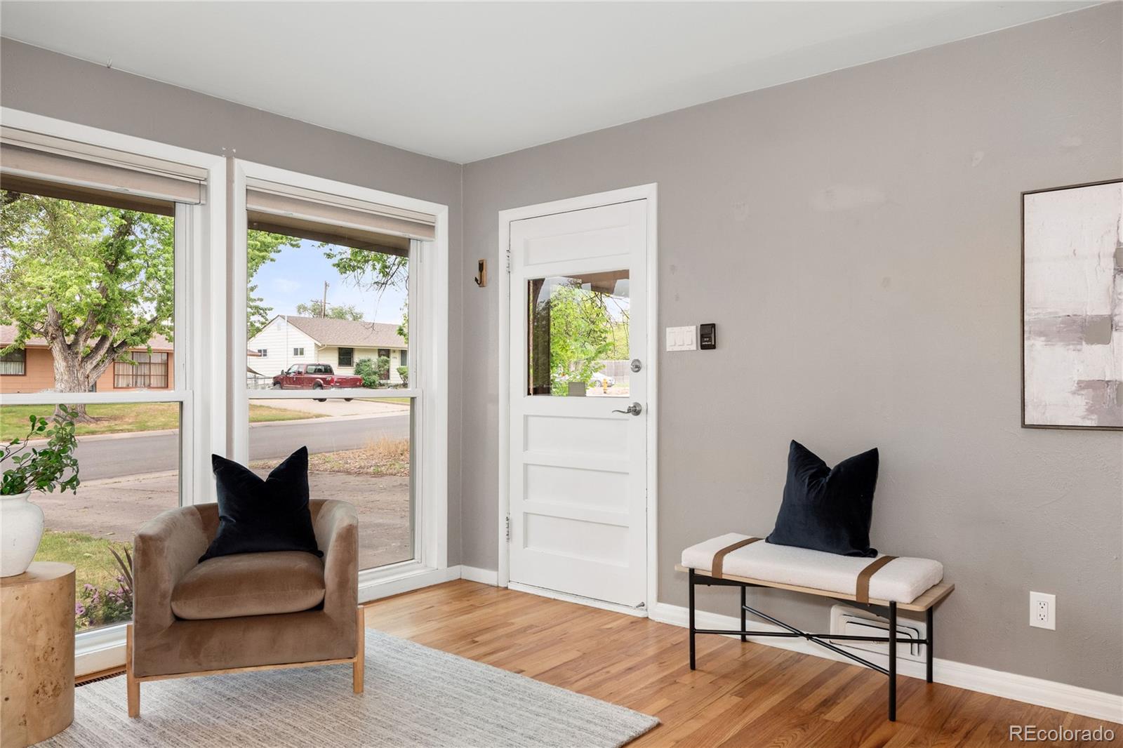 MLS Image #5 for 1475 s hudson street,denver, Colorado