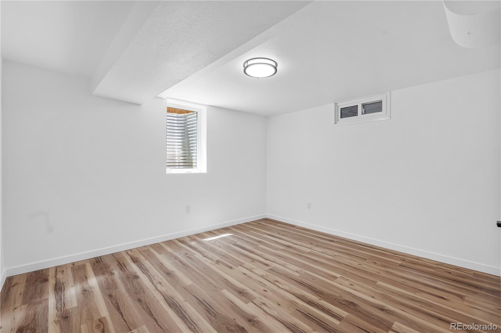 MLS Image #22 for 3541 n monaco parkway,denver, Colorado