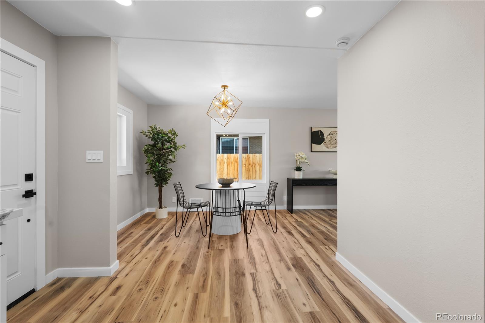MLS Image #6 for 3541 n monaco parkway,denver, Colorado
