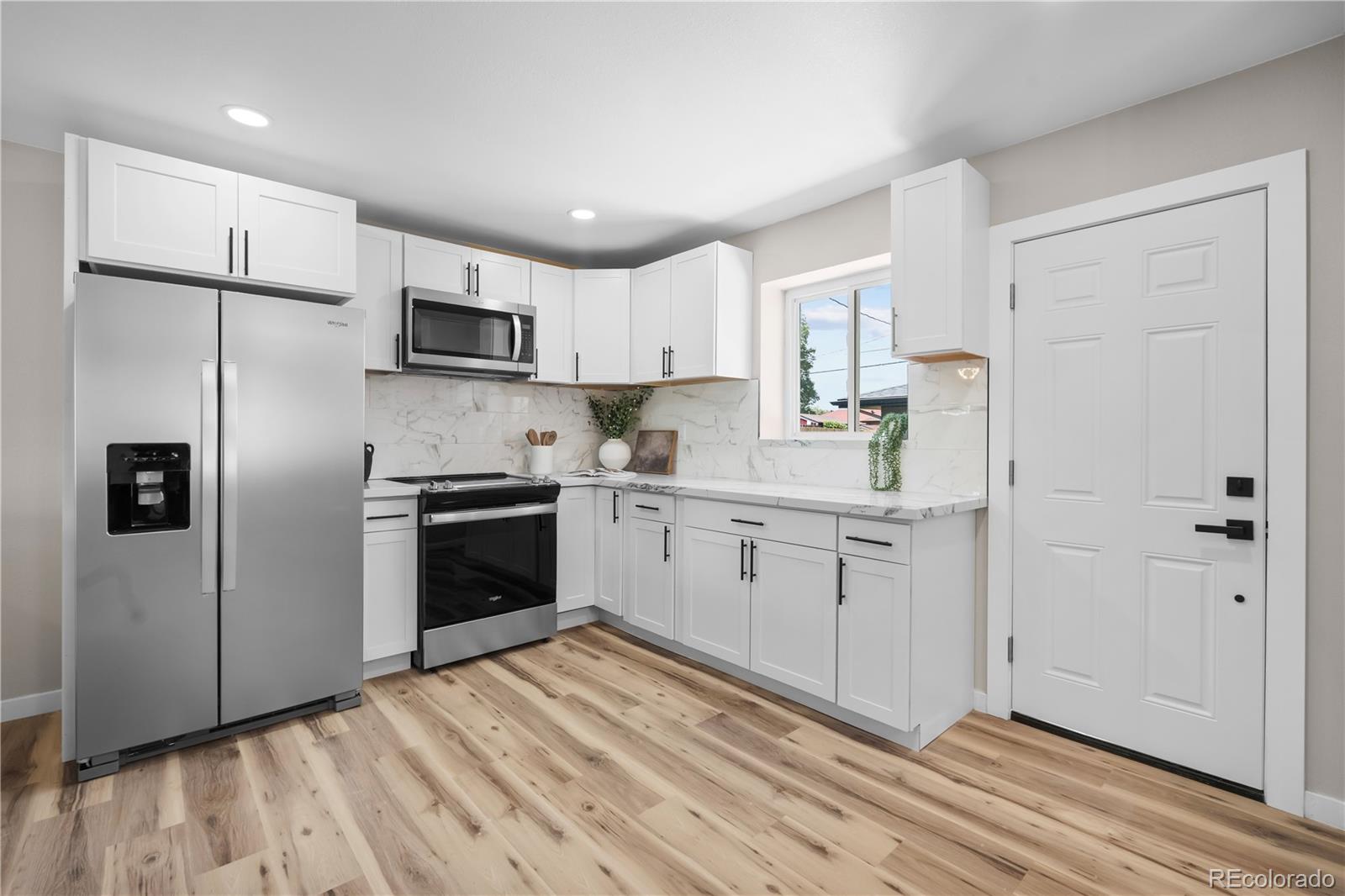 MLS Image #7 for 3541 n monaco parkway,denver, Colorado