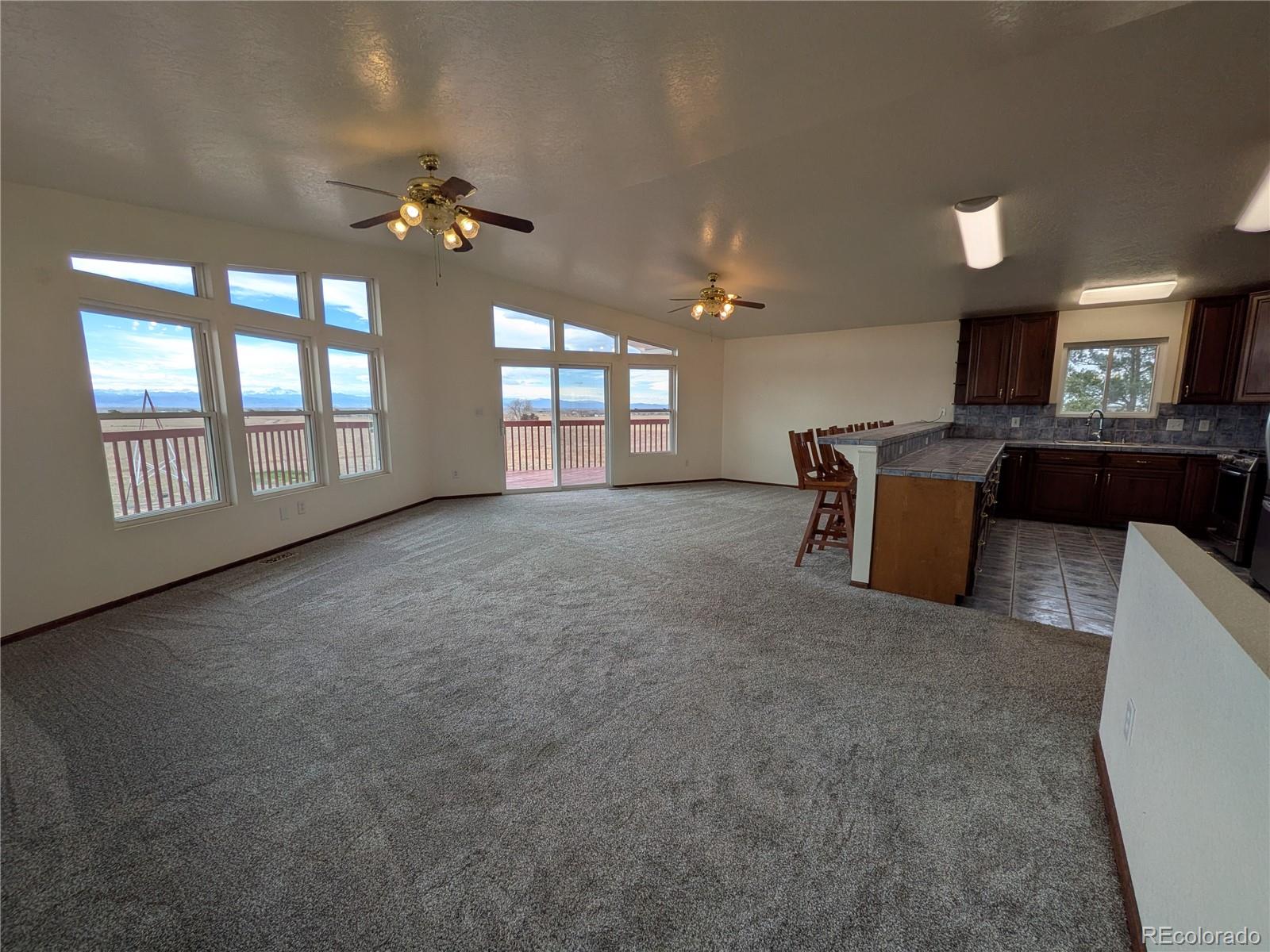 MLS Image #11 for 15507  county road 10 ,fort lupton, Colorado