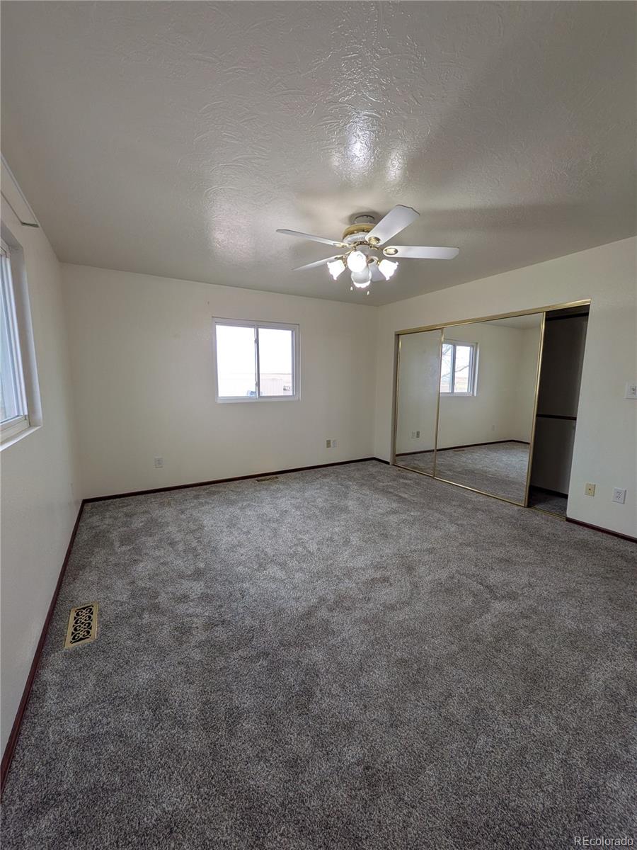 MLS Image #20 for 15507  county road 10 ,fort lupton, Colorado