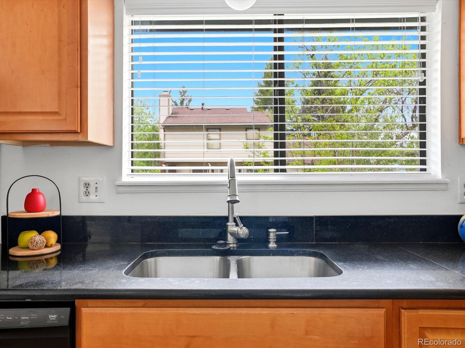 MLS Image #21 for 907 s salida street,aurora, Colorado
