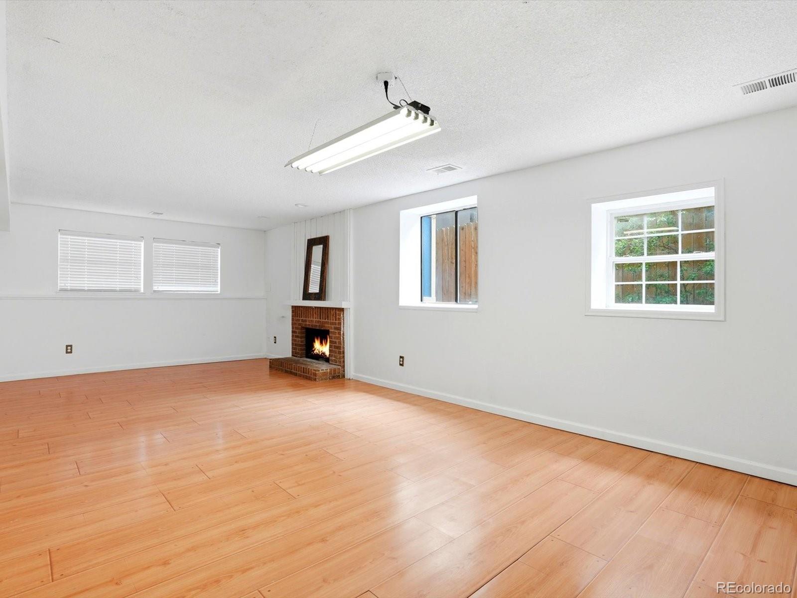 MLS Image #33 for 907 s salida street,aurora, Colorado