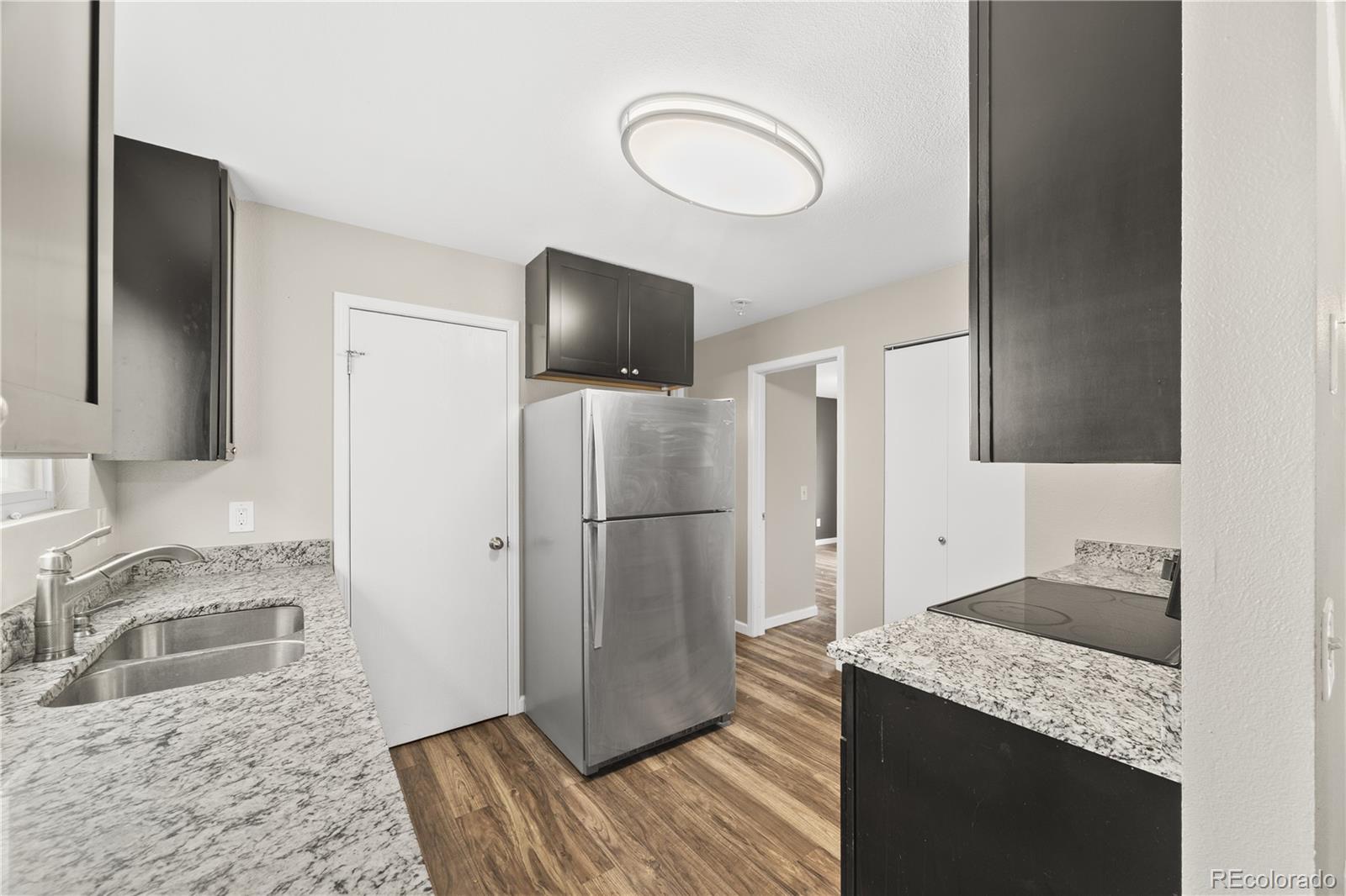 MLS Image #11 for 311 w lehow avenue 14,englewood, Colorado