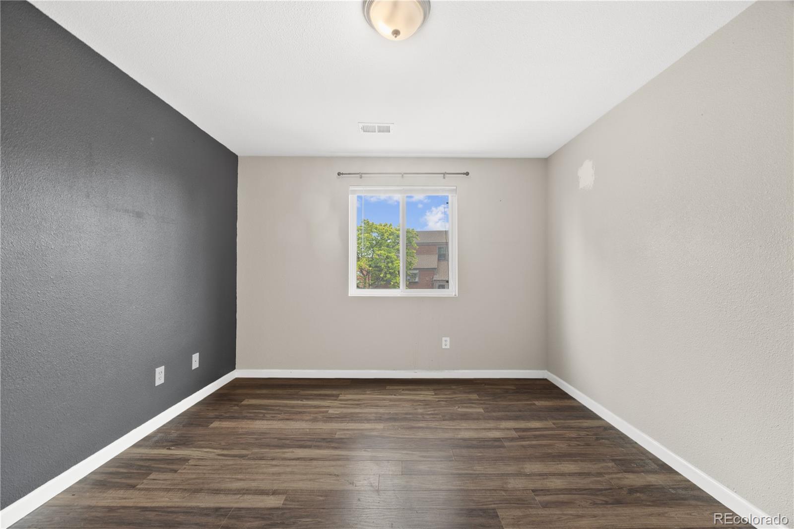 MLS Image #19 for 311 w lehow avenue 14,englewood, Colorado