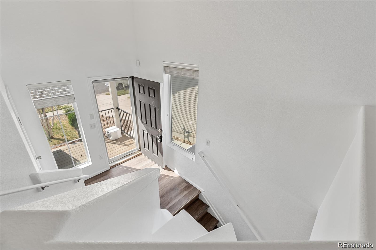 MLS Image #16 for 5571  killarney street,denver, Colorado