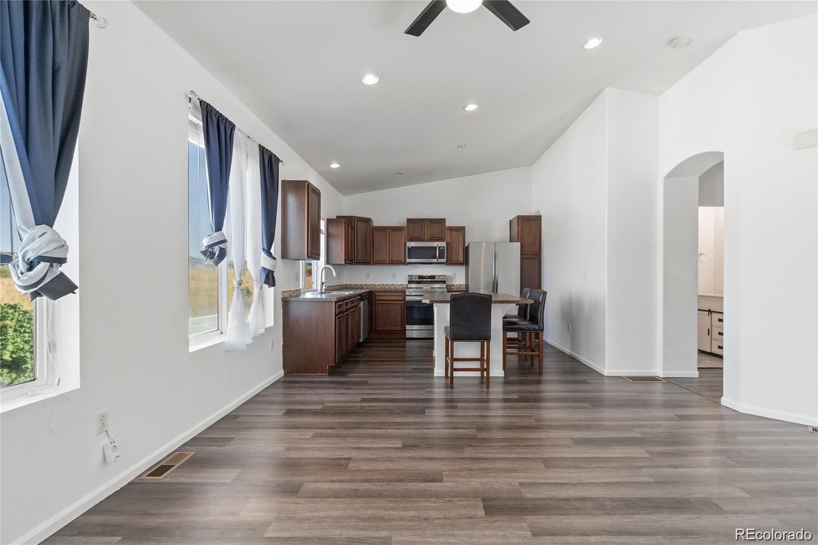 MLS Image #3 for 5571  killarney street,denver, Colorado