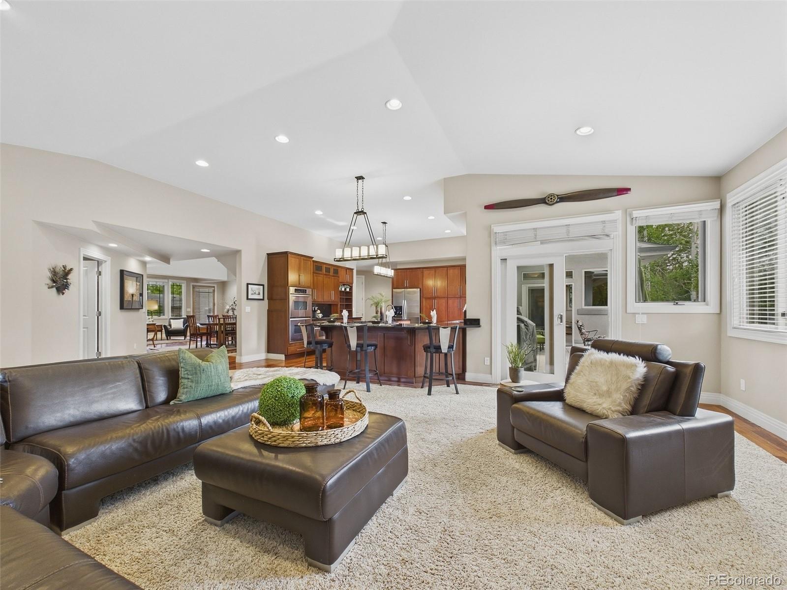 MLS Image #13 for 2975 s pontiac street,denver, Colorado