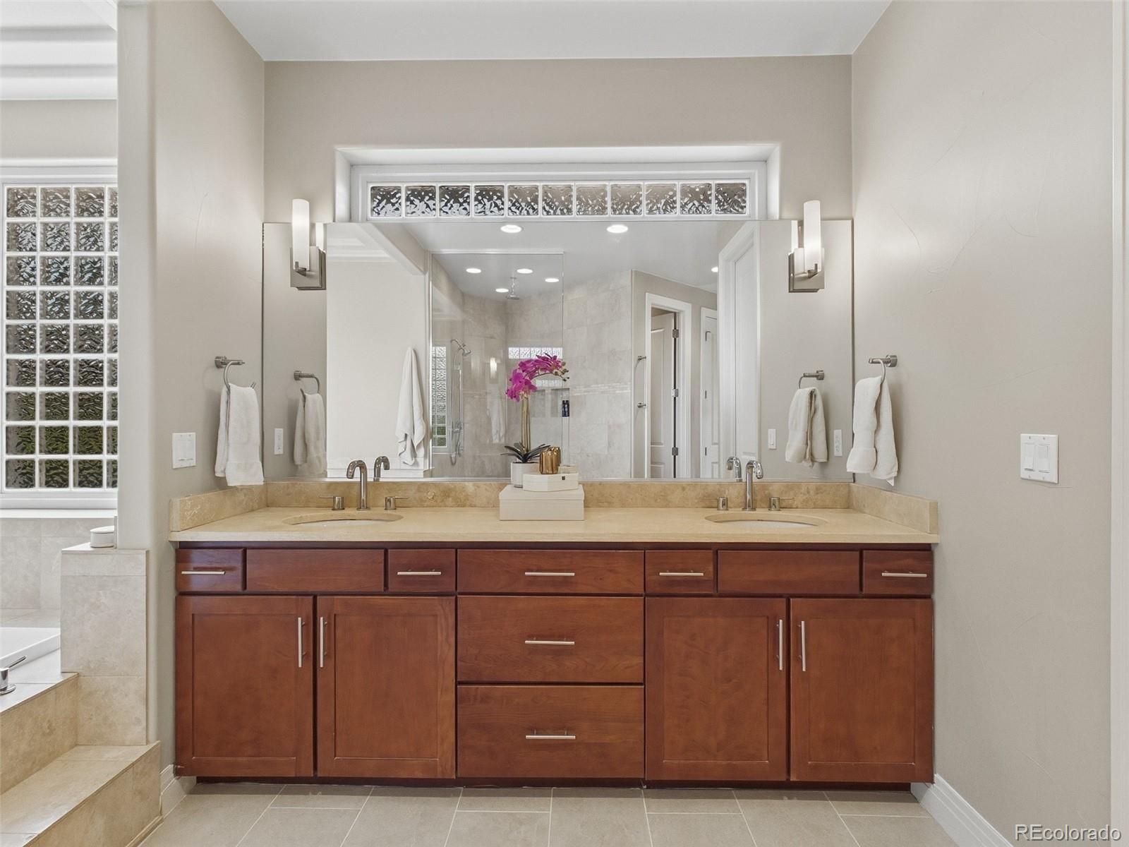 MLS Image #26 for 2975 s pontiac street,denver, Colorado