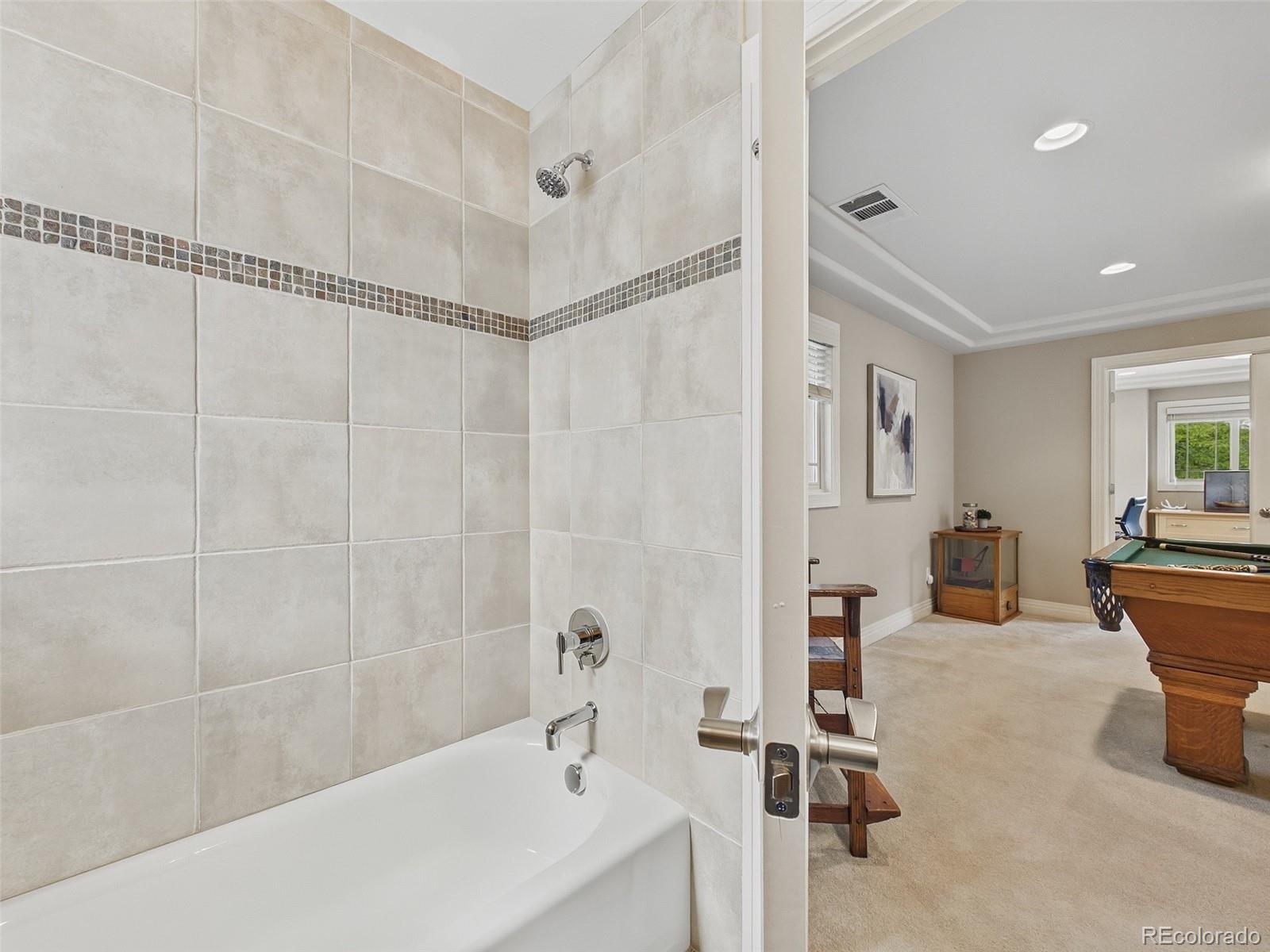 MLS Image #38 for 2975 s pontiac street,denver, Colorado