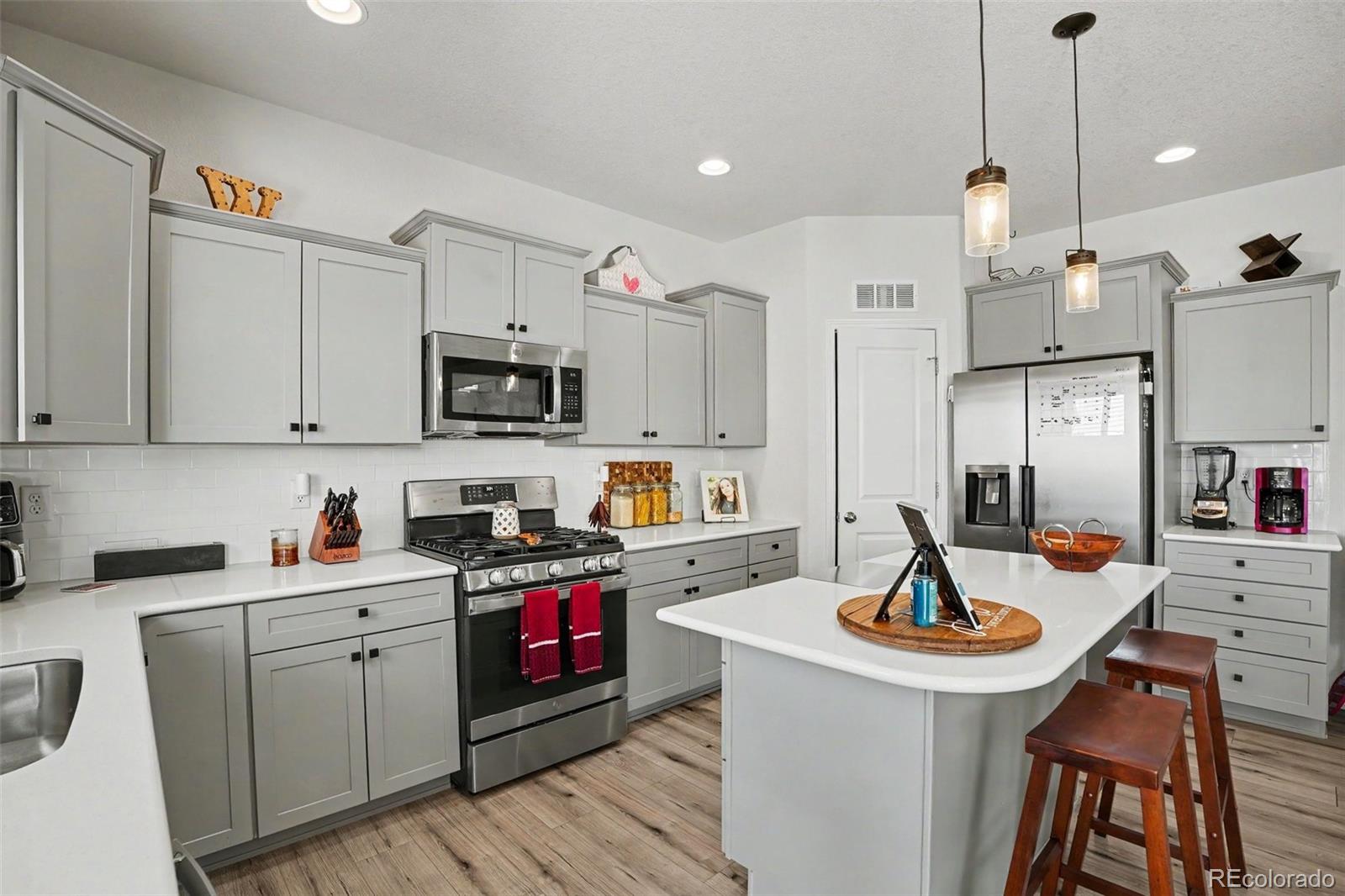 MLS Image #9 for 11069  silky thread road,peyton, Colorado