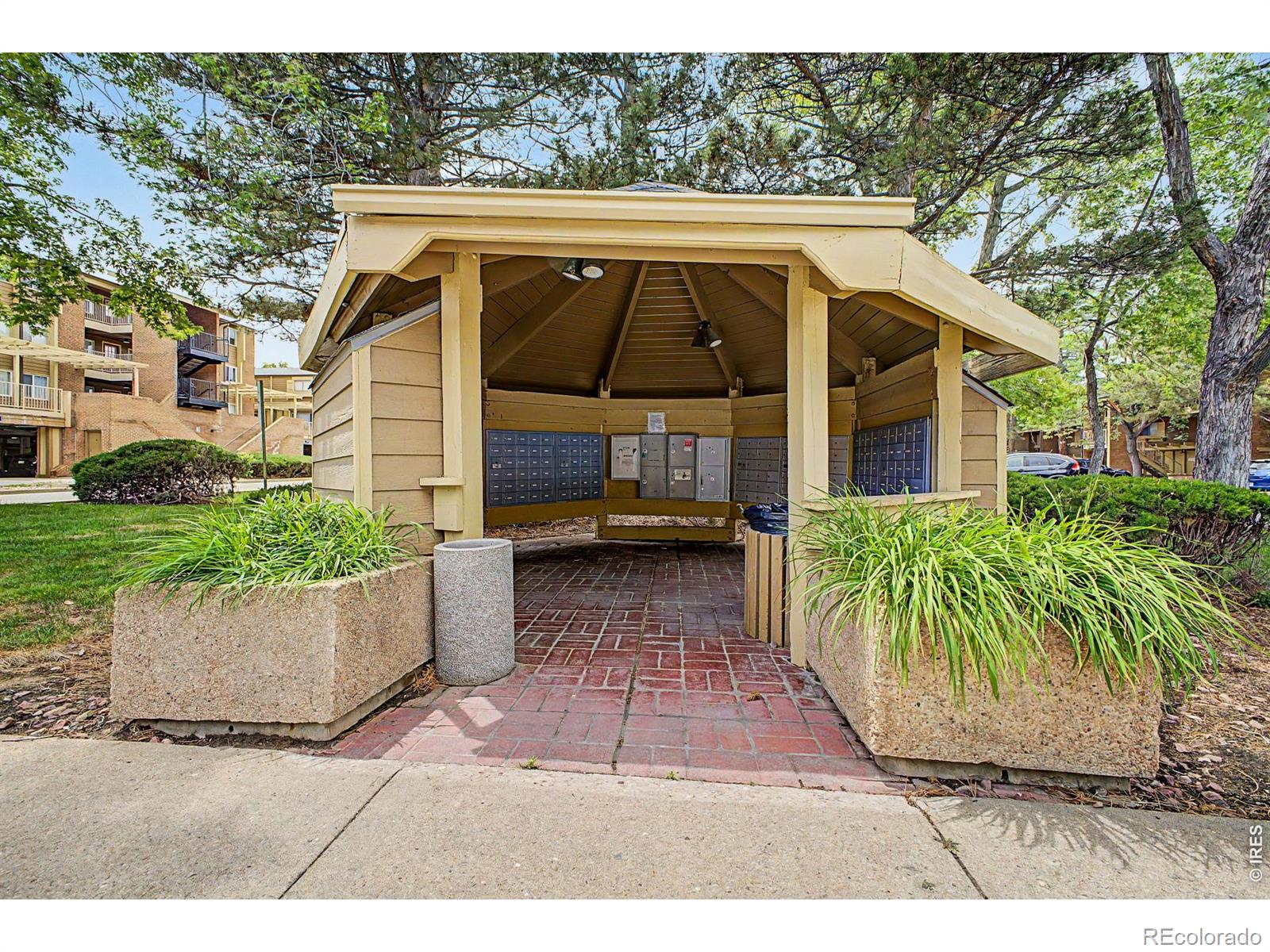 MLS Image #22 for 3161  madison avenue,boulder, Colorado