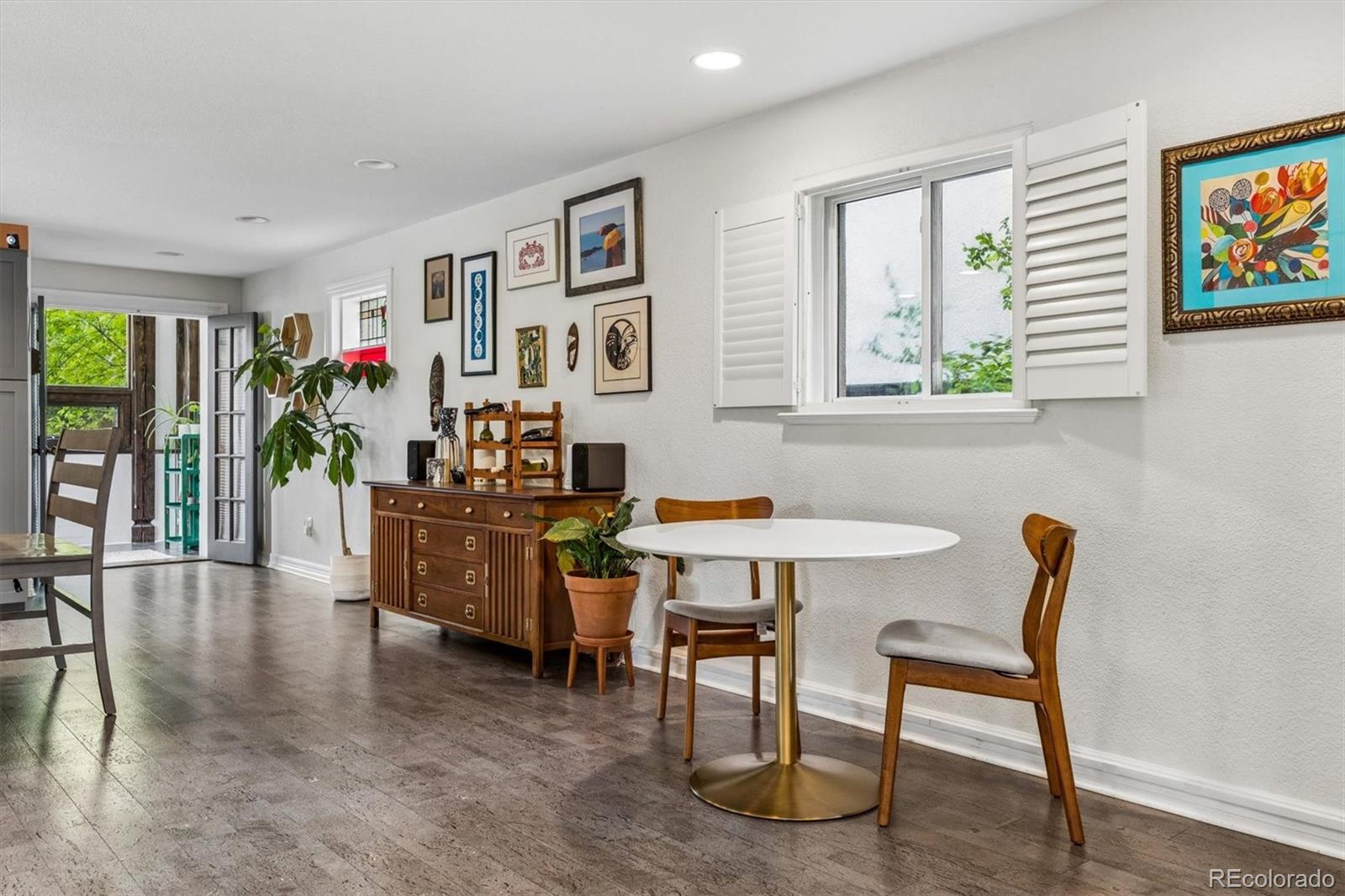 MLS Image #13 for 2001 s marion street,denver, Colorado