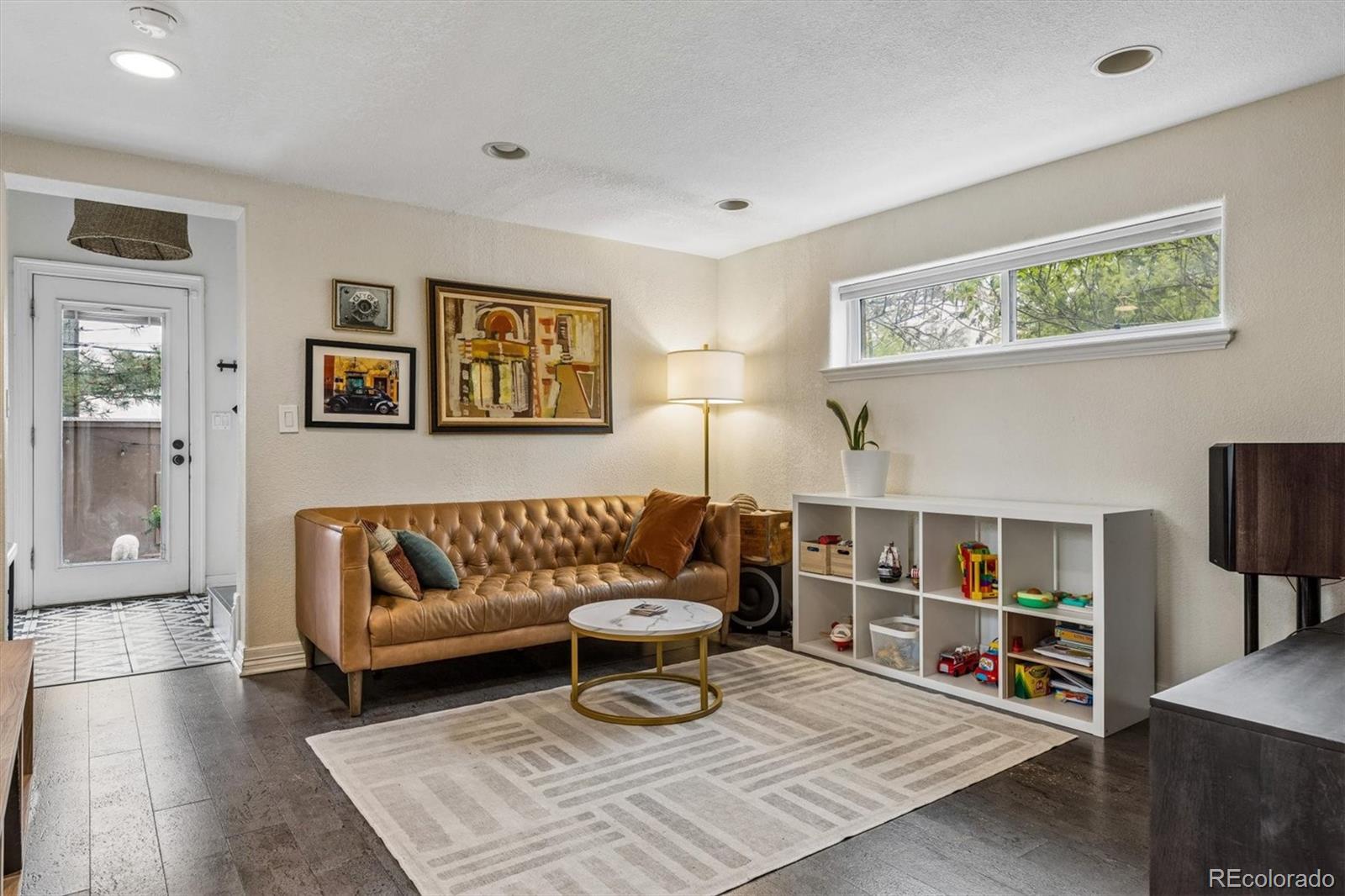 MLS Image #16 for 2001 s marion street,denver, Colorado