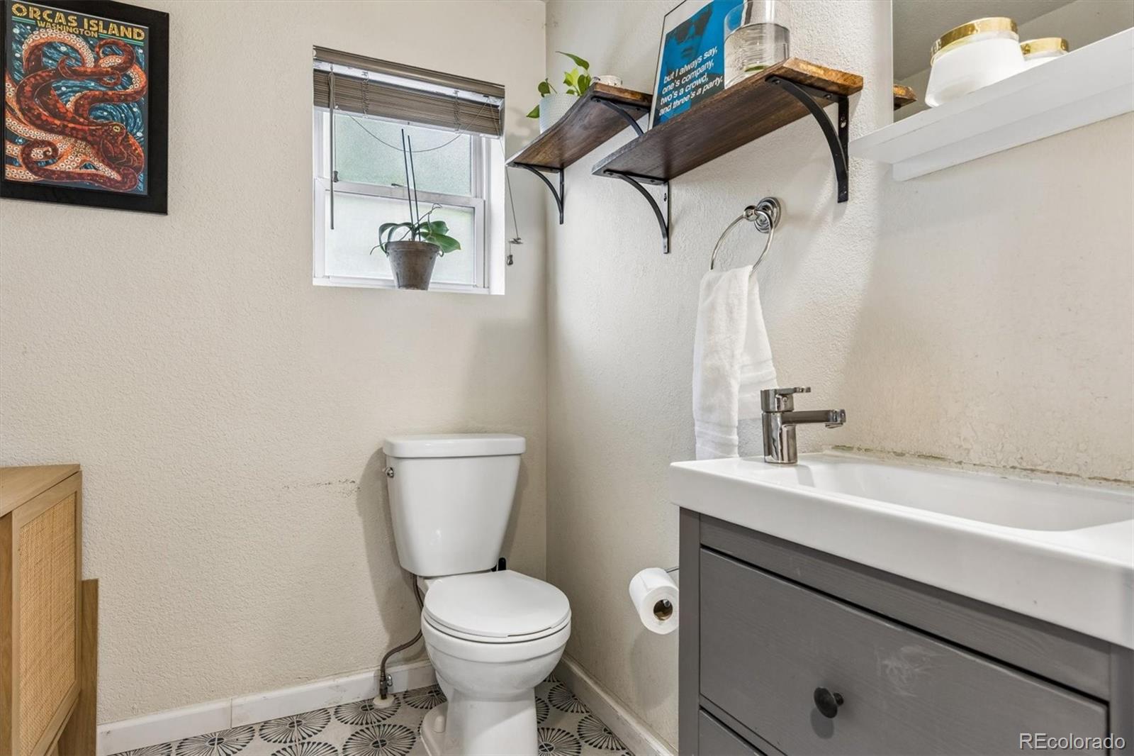 MLS Image #25 for 2001 s marion street,denver, Colorado