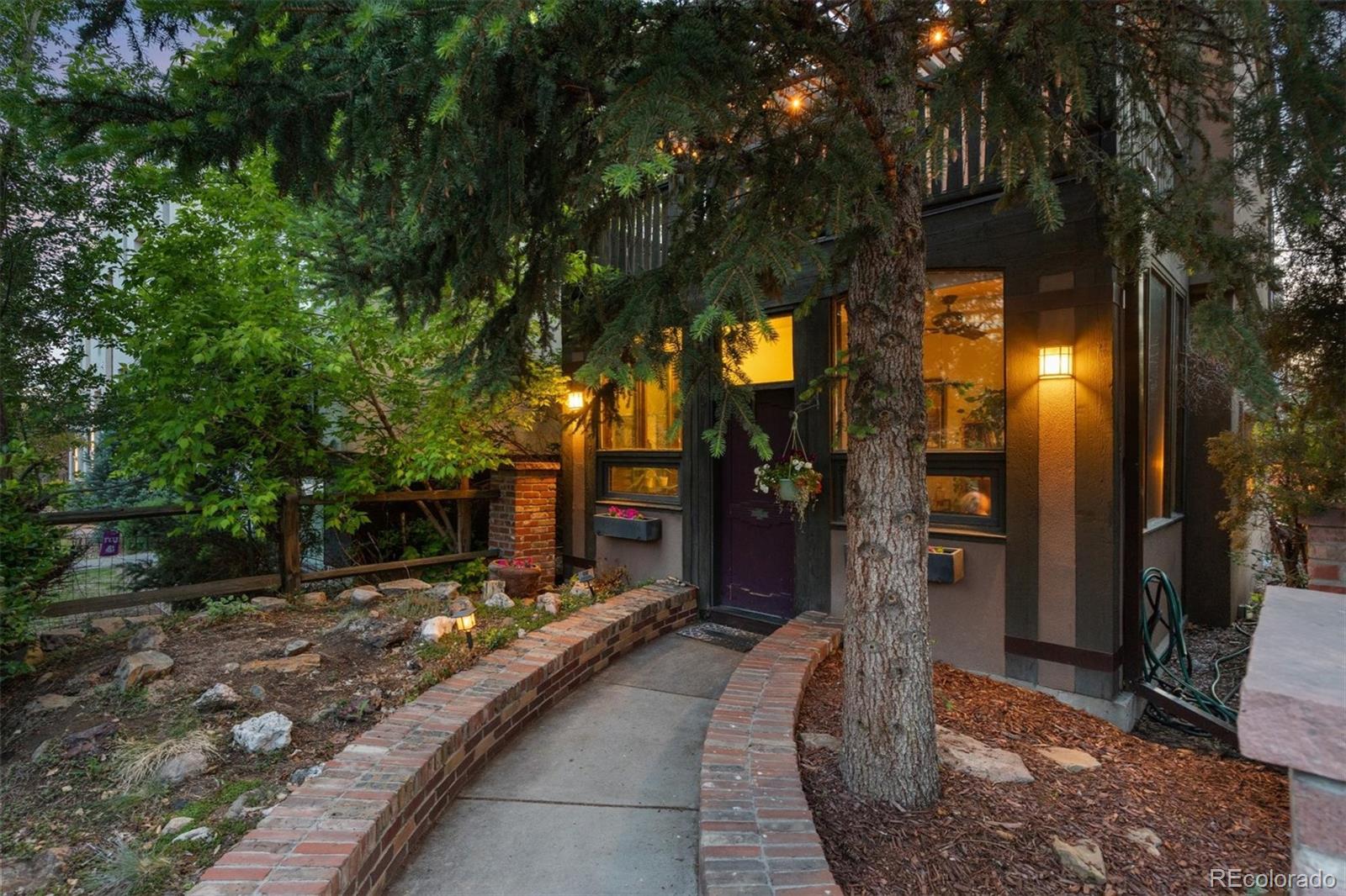 MLS Image #44 for 2001 s marion street,denver, Colorado