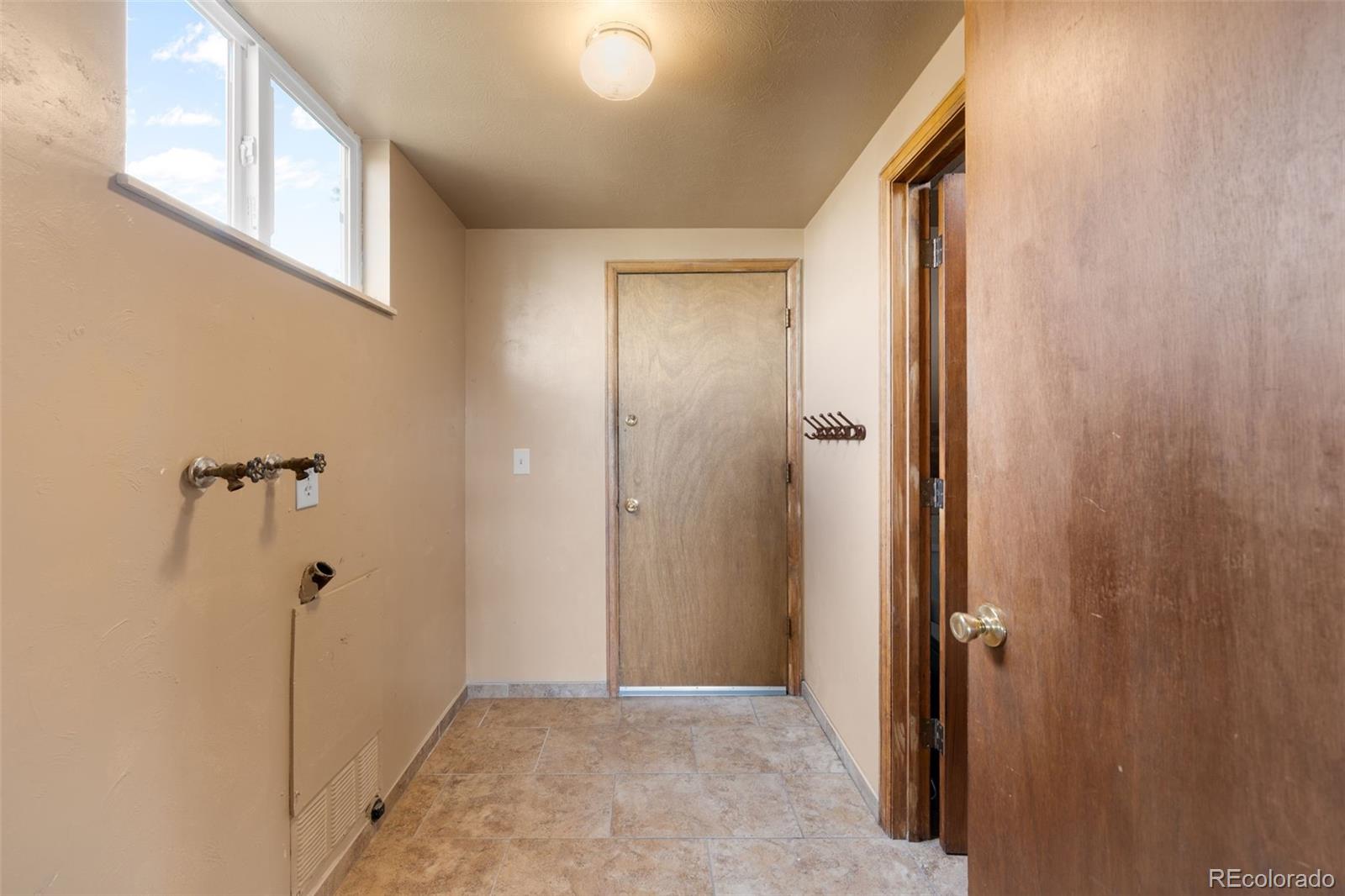 MLS Image #20 for 9295 w 77th drive,arvada, Colorado