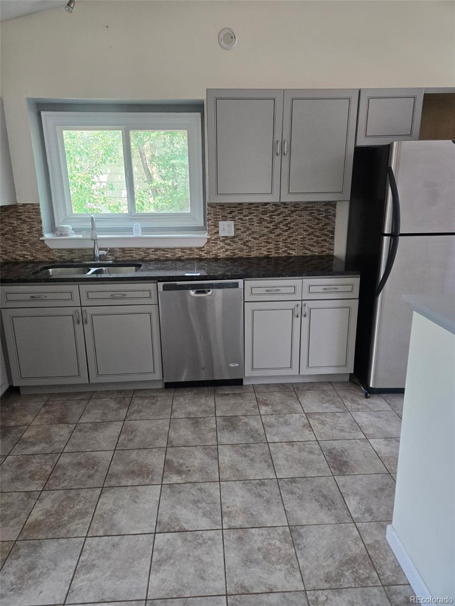 MLS Image #4 for 4582  biscay street,denver, Colorado