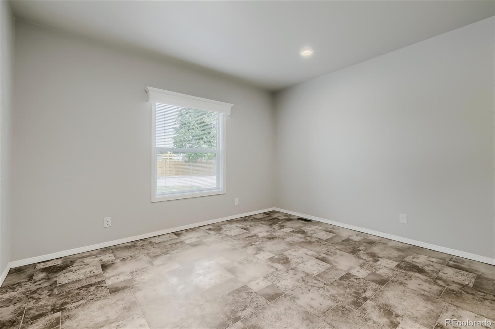 MLS Image #6 for 8730  tamarac street,commerce city, Colorado