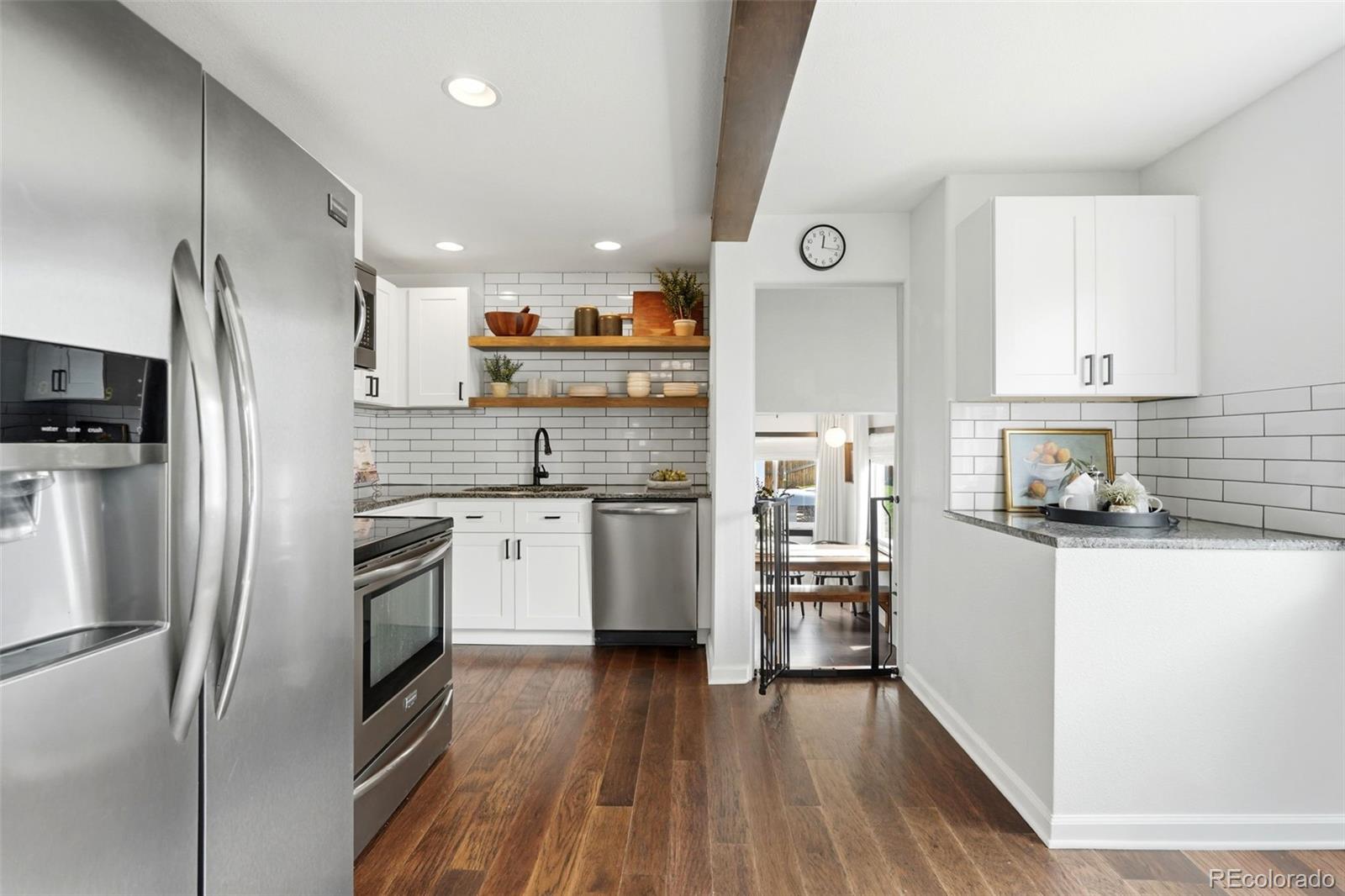 MLS Image #6 for 3814 s sherman street,englewood, Colorado