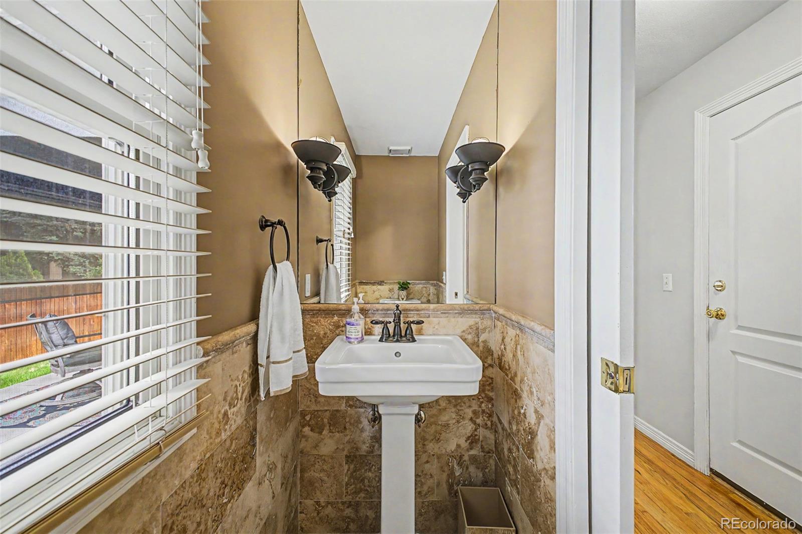 MLS Image #14 for 8631 e hawaii drive,denver, Colorado