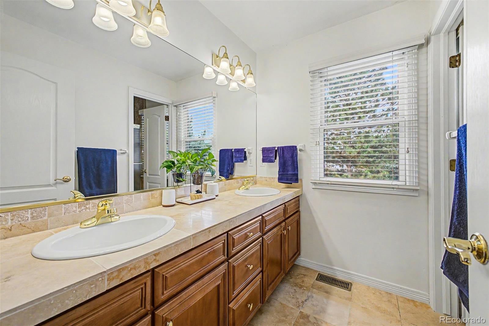 MLS Image #24 for 8631 e hawaii drive,denver, Colorado
