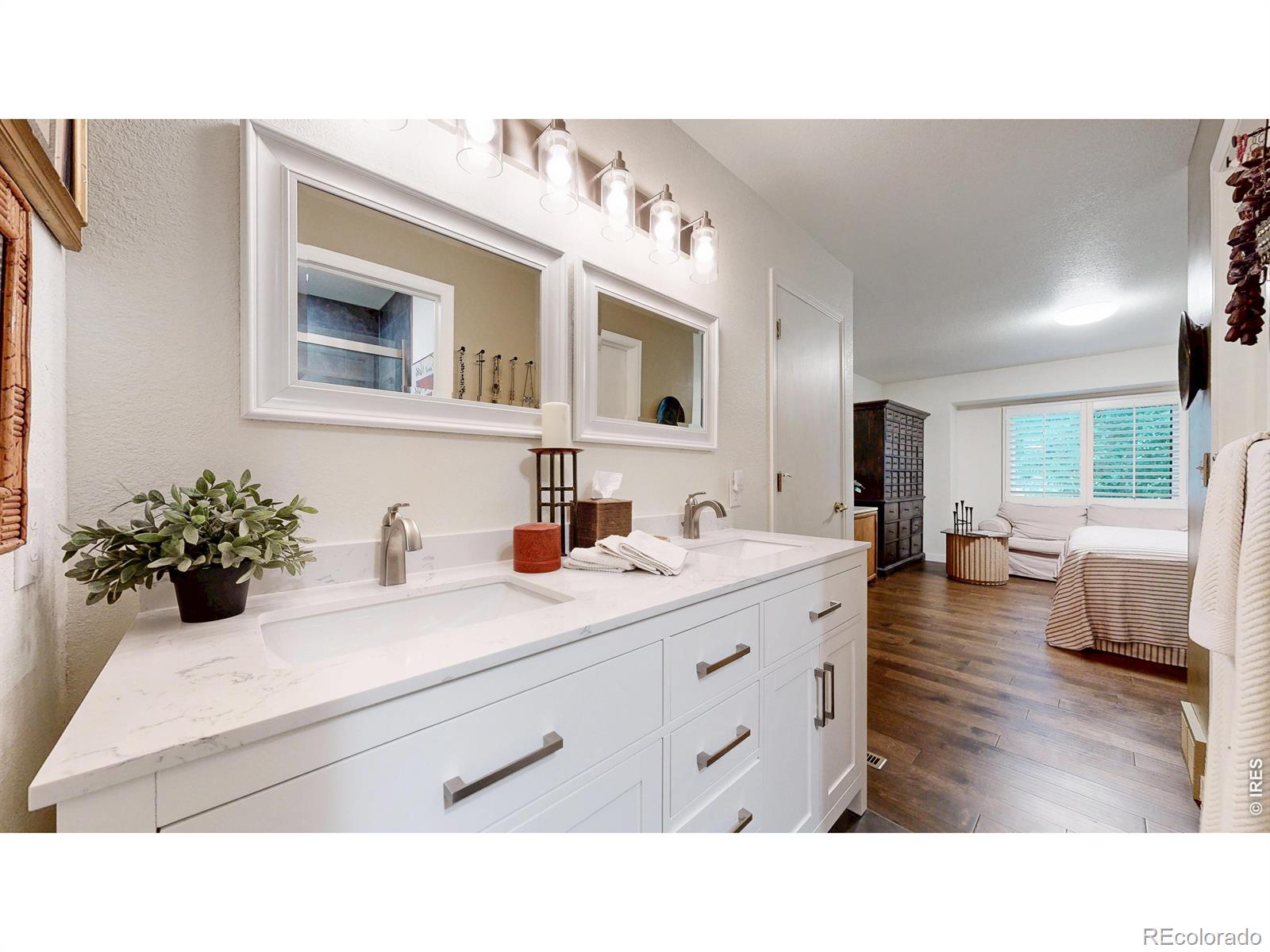 MLS Image #18 for 2010  46th avenue,greeley, Colorado