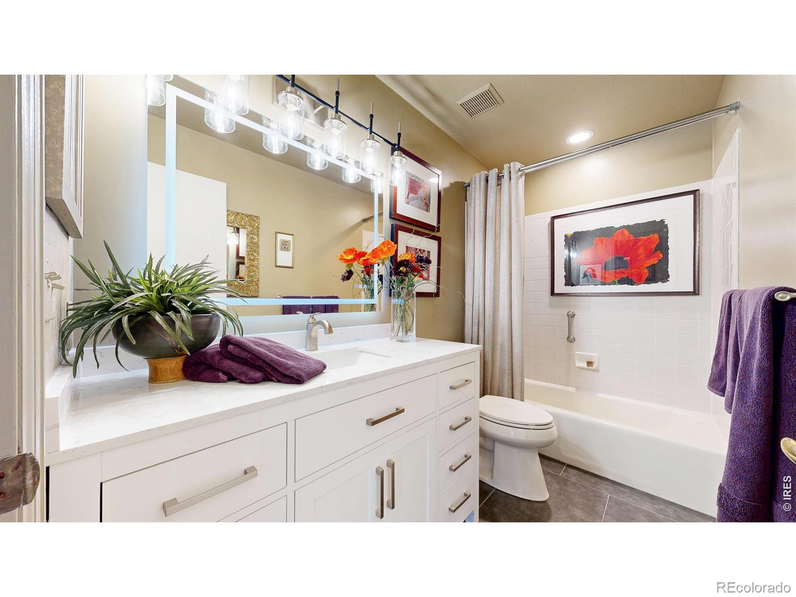 MLS Image #23 for 2010  46th avenue,greeley, Colorado