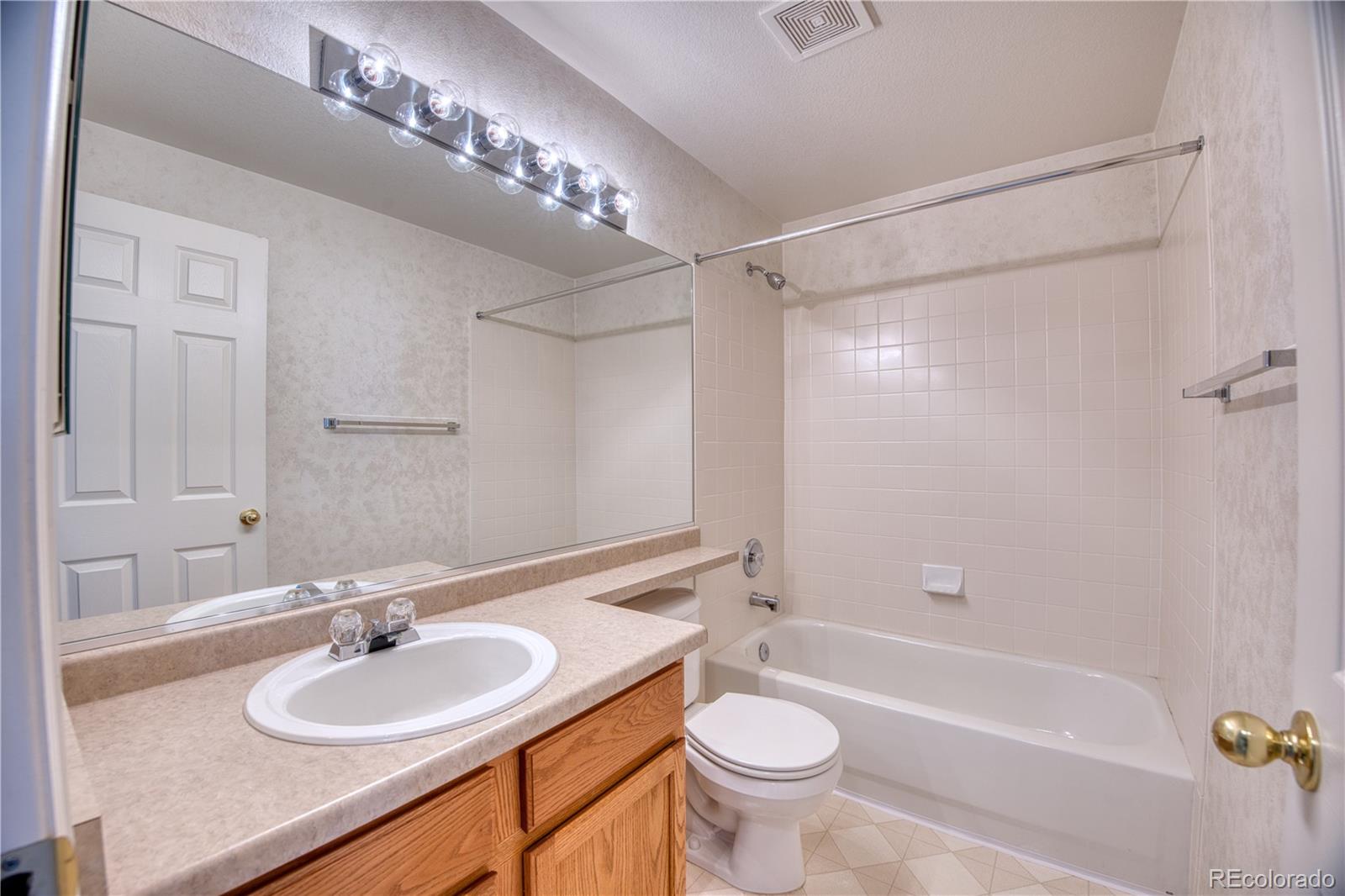 MLS Image #22 for 17932 e baltic place,aurora, Colorado
