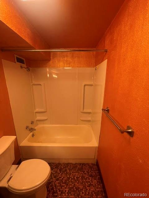MLS Image #8 for 1155 n ash street 602,denver, Colorado